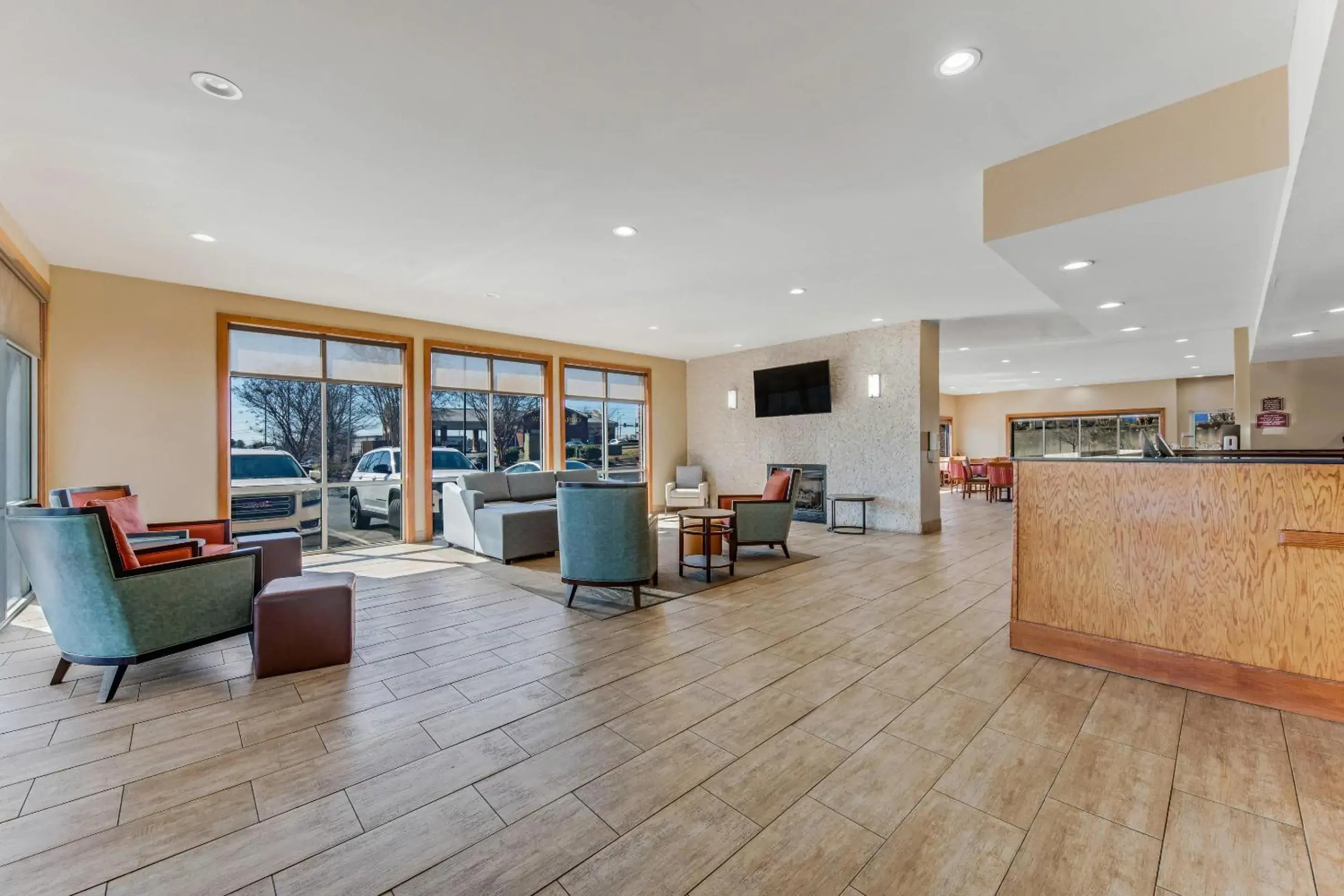 Lobby or reception in Comfort Suites Huntsville MidCity District at Research Park Lobby or reception in Comfort Suites Huntsville MidCity District at Research Park
