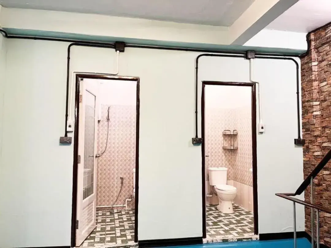 Bed in 6-Bed Dormitory Room in D Luck Hostel Bed in 6-Bed Dormitory Room in D Luck Hostel