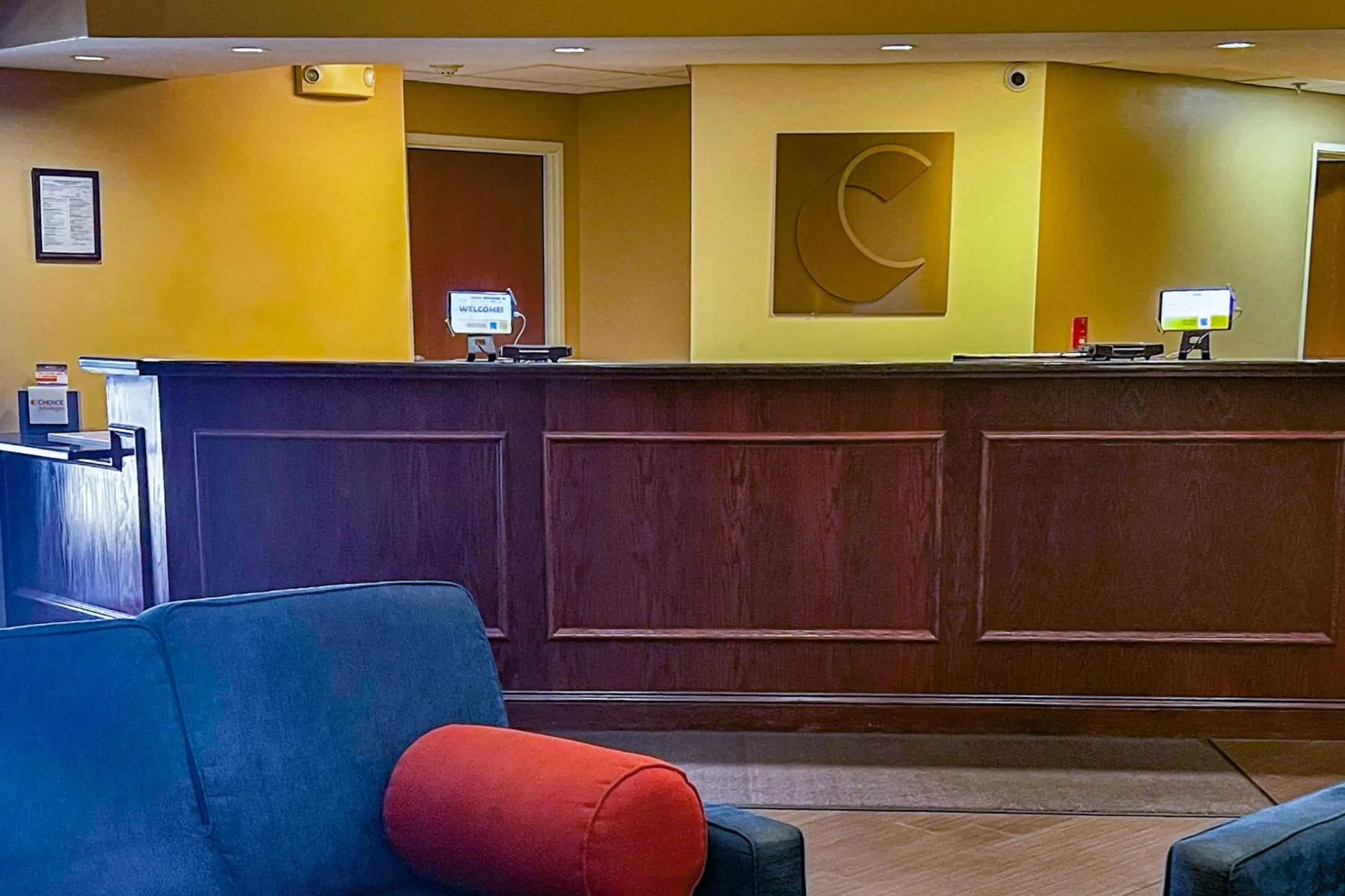 Lobby or reception in Comfort Suites Gadsden Attalla Lobby or reception in Comfort Suites Gadsden Attalla