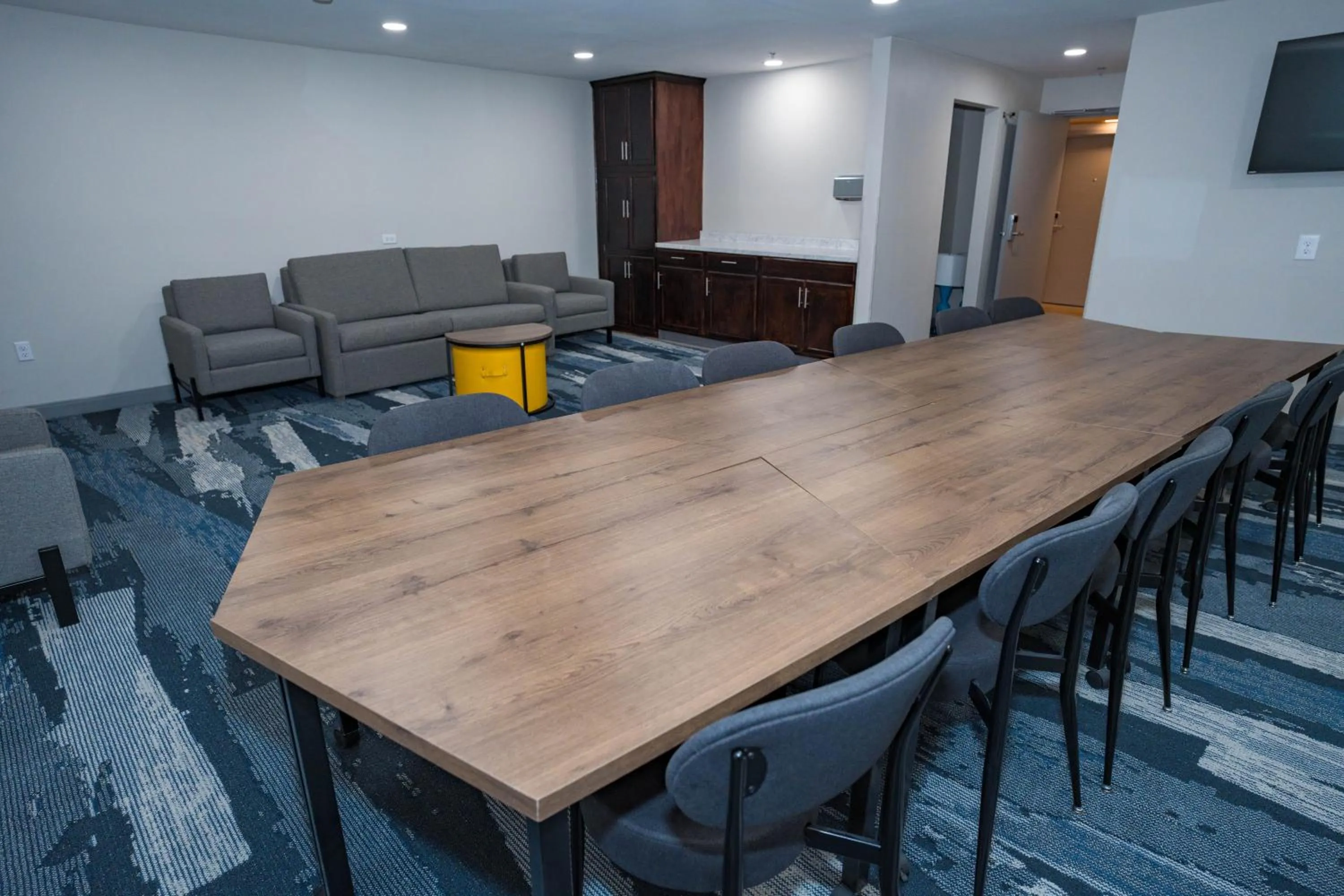 Meeting/conference room in Comfort Inn & Suites River City Decatur