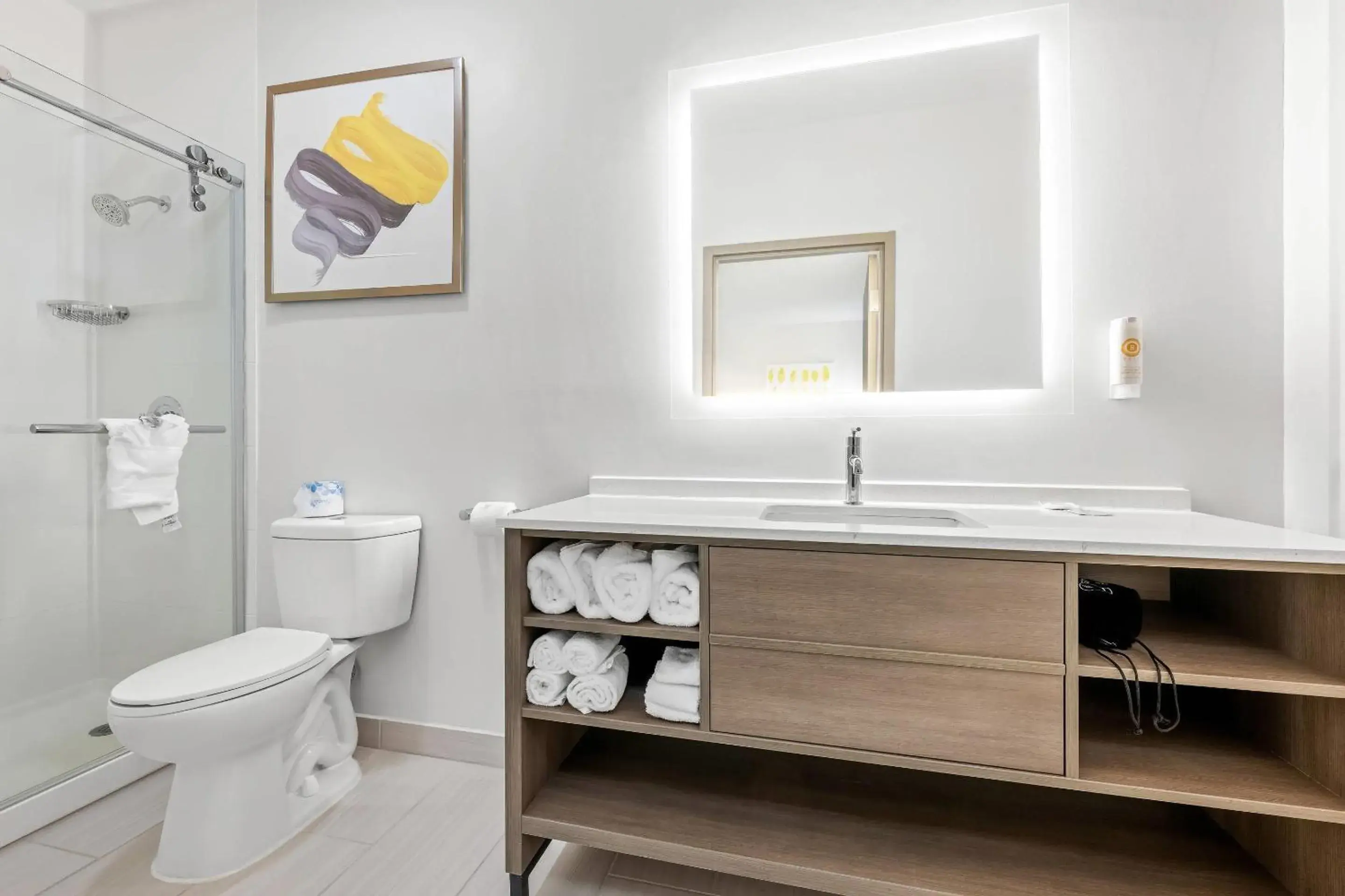 Bedroom in Comfort Inn & Suites River City Decatur Bedroom in Comfort Inn & Suites River City Decatur