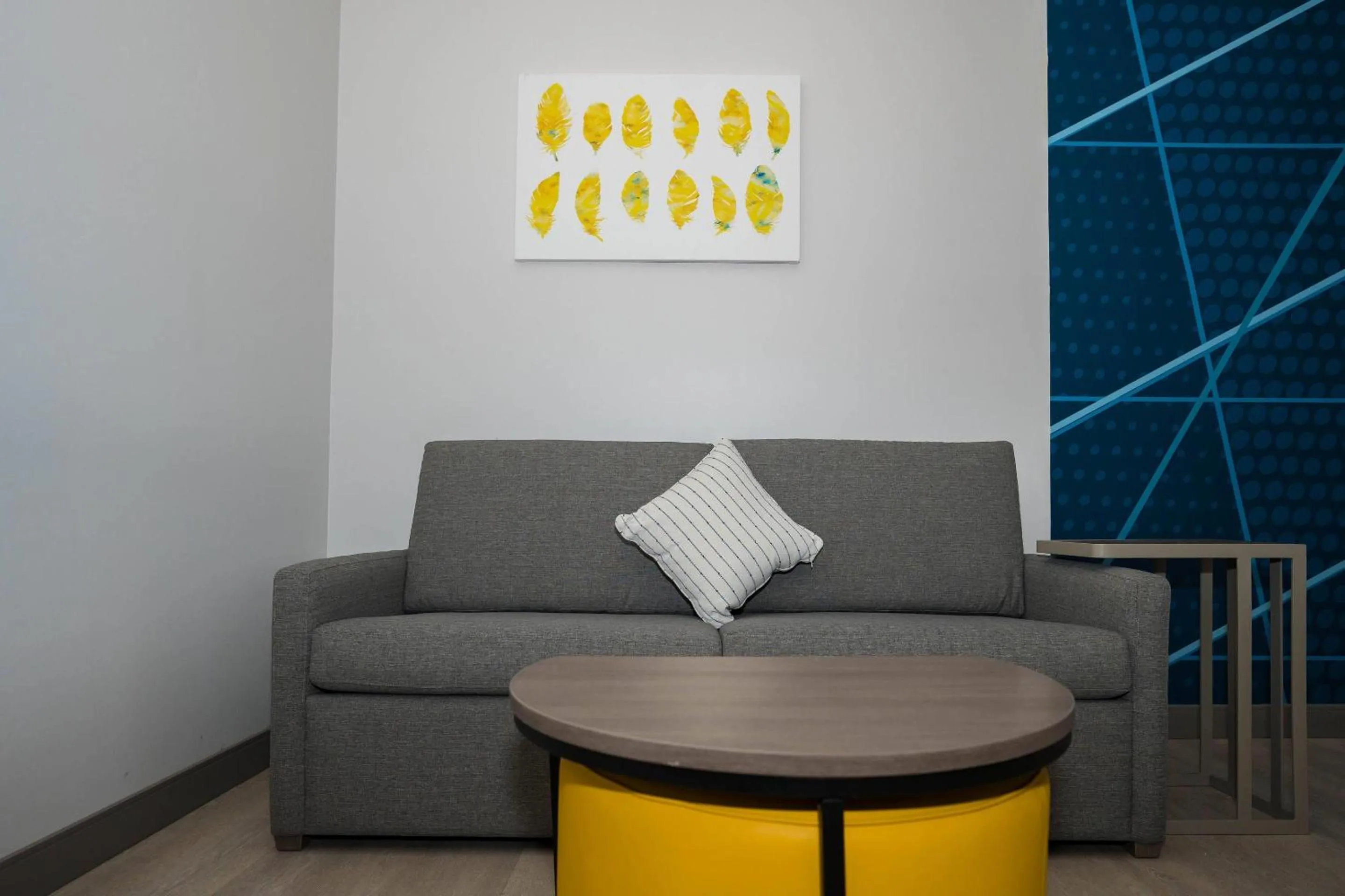 Bedroom in Comfort Inn & Suites River City Decatur