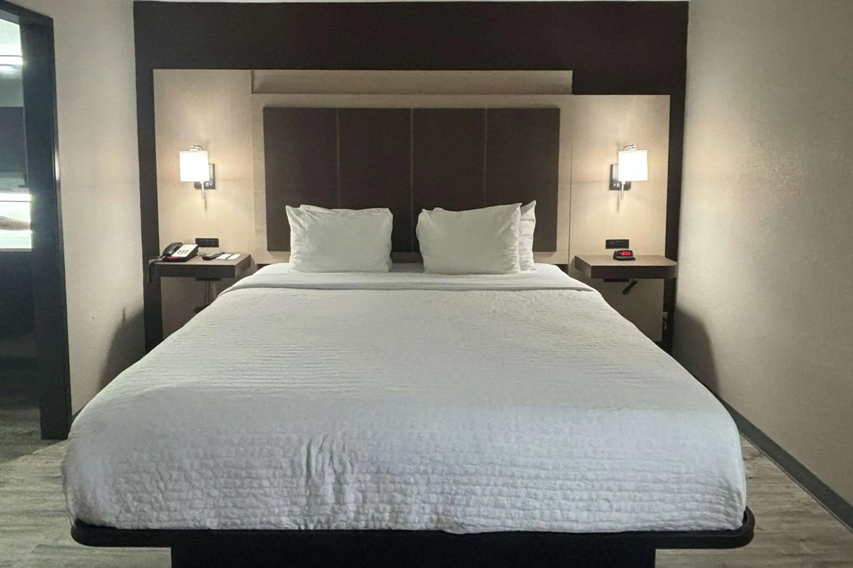 Bedroom, Bed in Quality Inn & Suites at Airport Blvd I-65 Bedroom, Bed in Quality Inn & Suites at Airport Blvd I-65