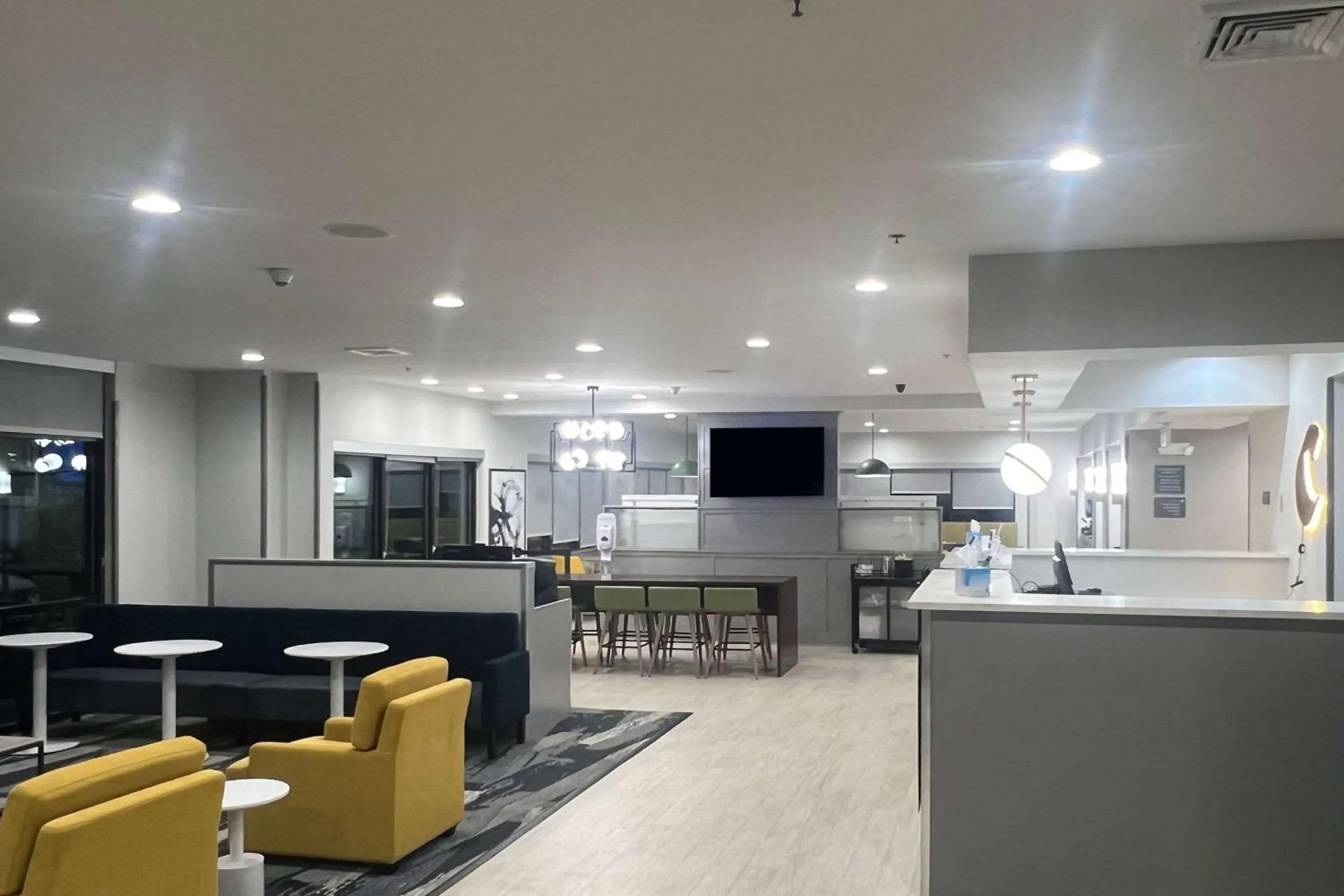 Lobby or reception in Springdale Inn & Suites