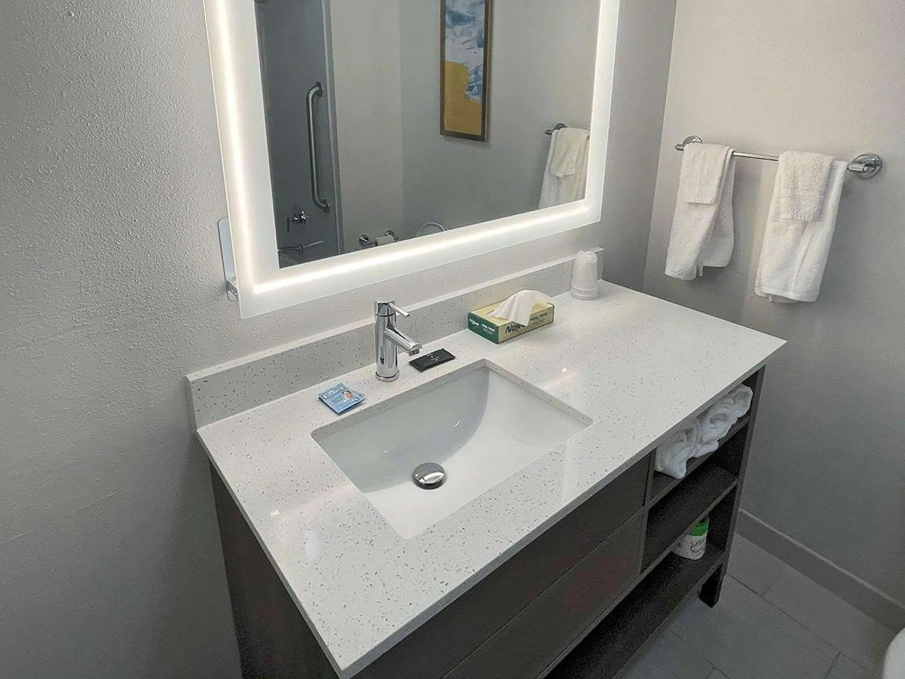 Bedroom in Springdale Inn & Suites