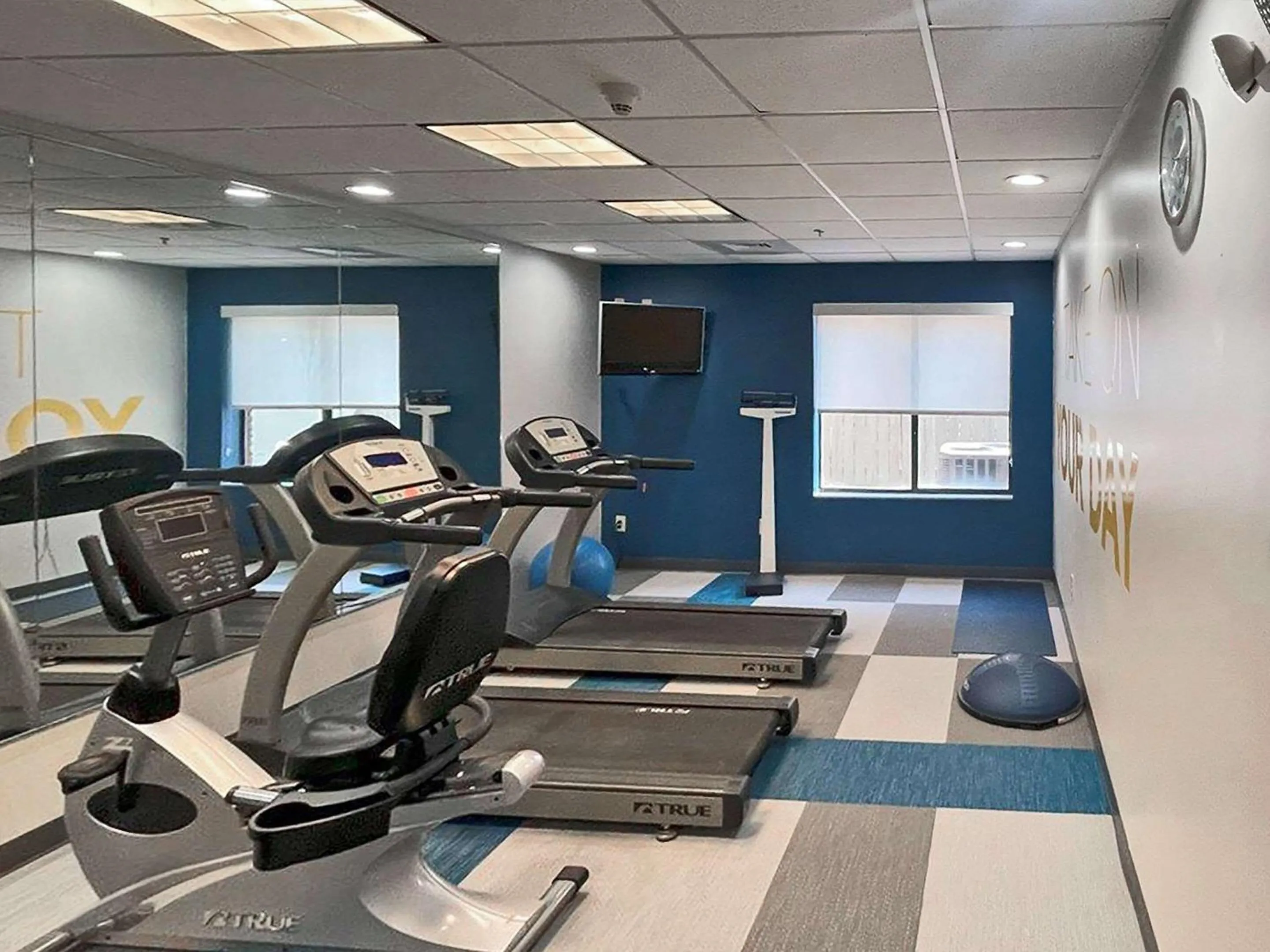 Fitness centre/facilities in Springdale Inn & Suites