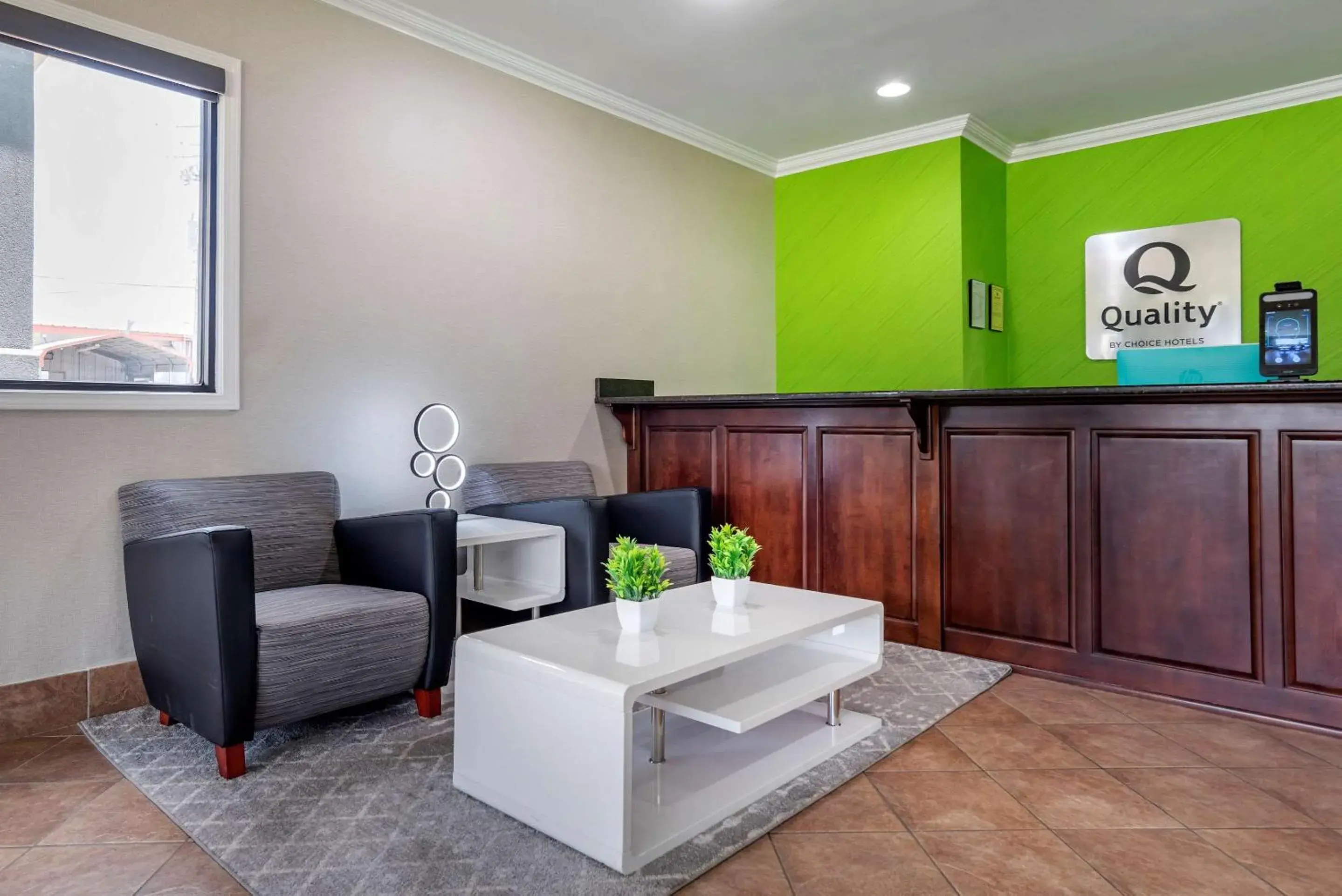Lobby or reception in Quality Inn & Suites Demopolis Lobby or reception in Quality Inn & Suites Demopolis