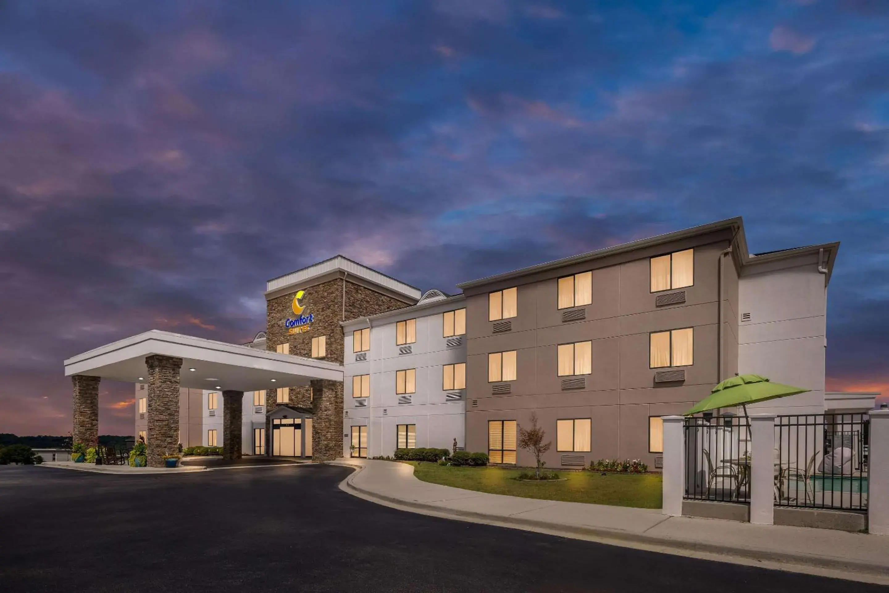 Property building in Comfort Suites Cullman I-65 Exit 310 Property building in Comfort Suites Cullman I-65 Exit 310