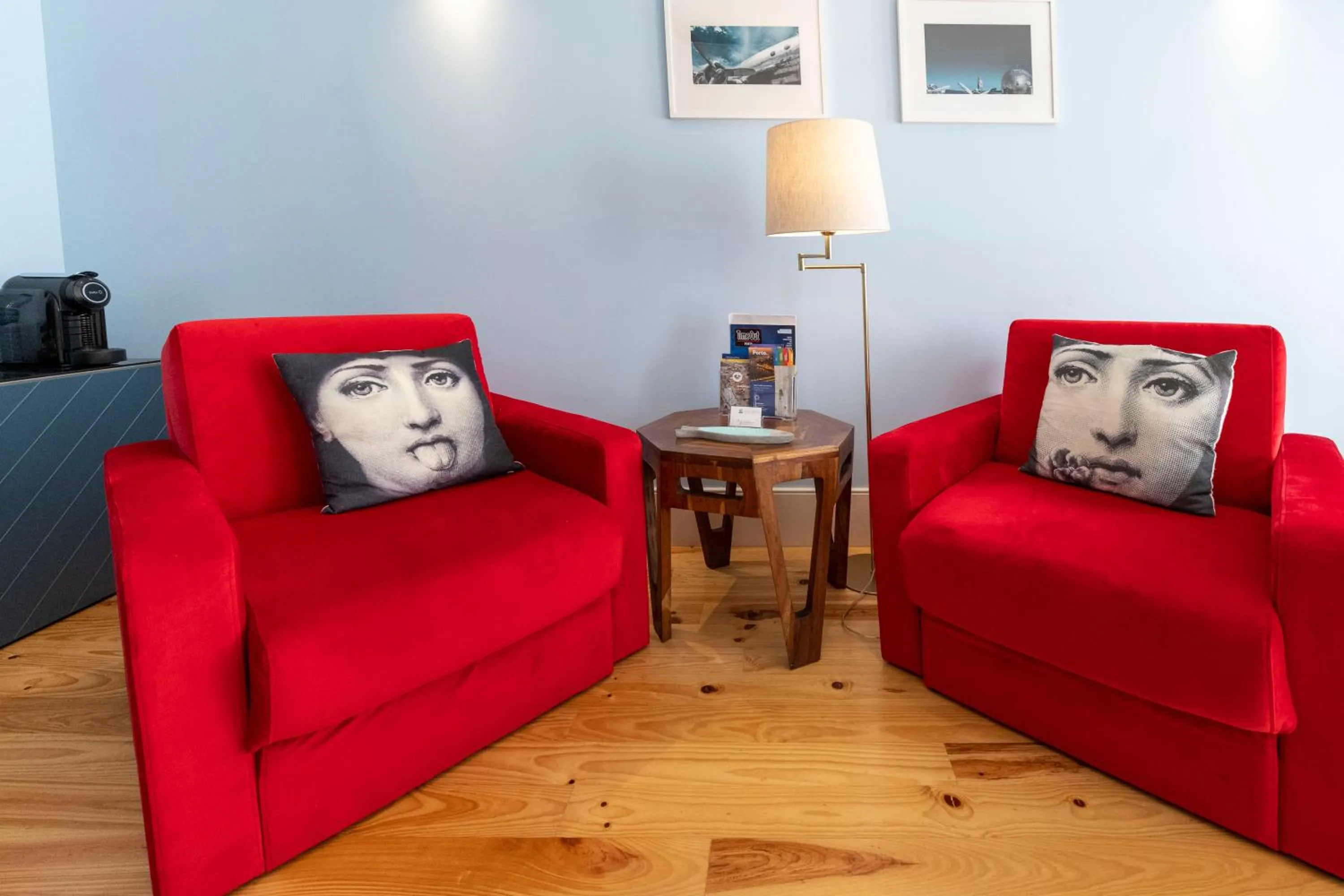 Living room in Geo Studios Santa Catarina