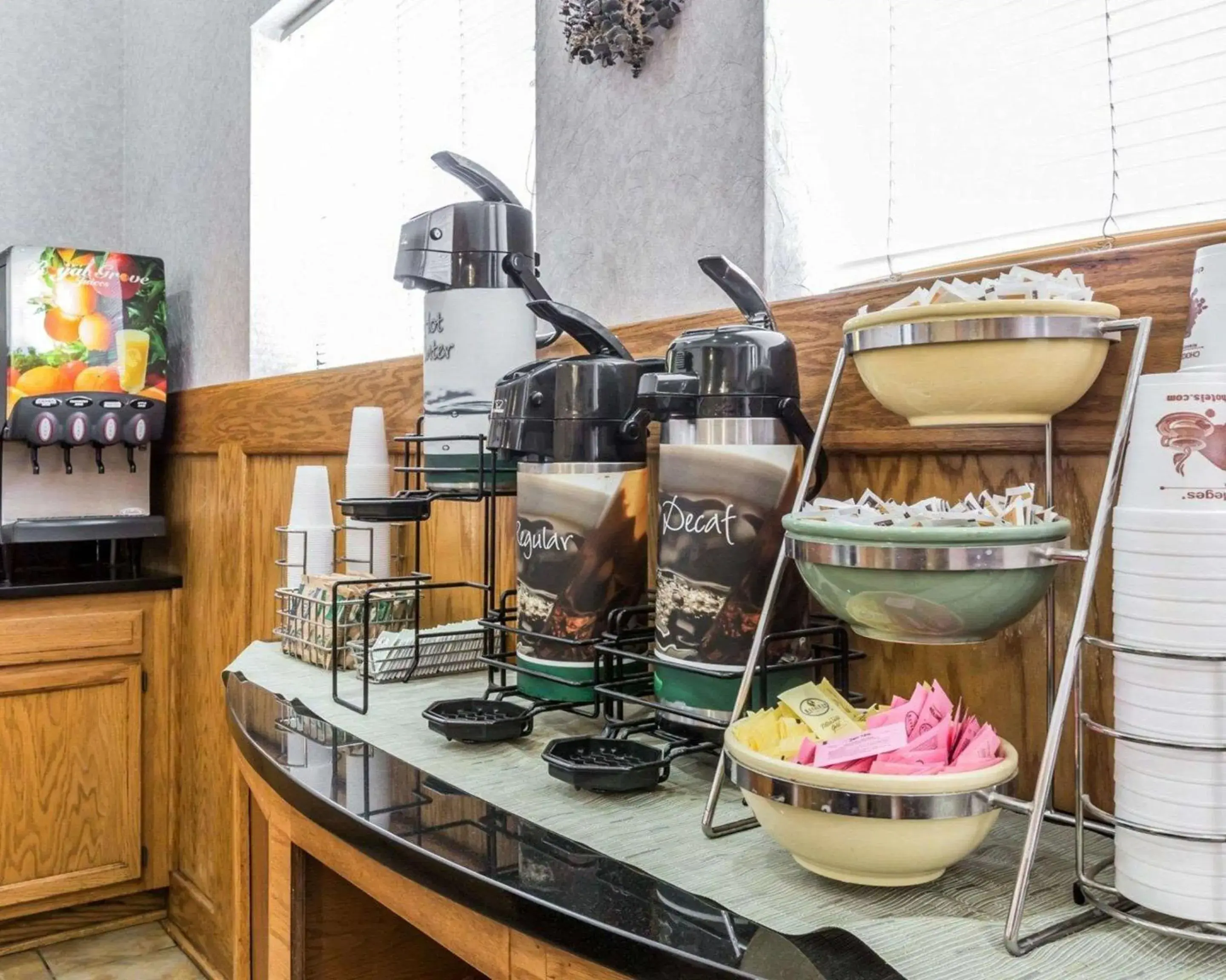 Restaurant/places to eat in Quality Inn Pell City I-20 exit 158 Restaurant/places to eat in Quality Inn Pell City I-20 exit 158