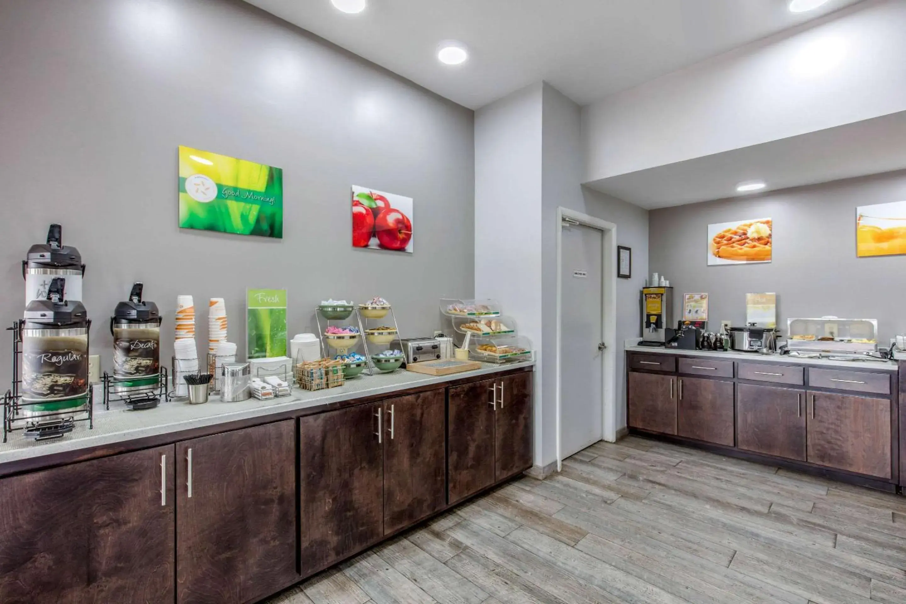 Restaurant/places to eat in Quality Inn Athens I-65 - Huntsville Area West Restaurant/places to eat in Quality Inn Athens I-65 - Huntsville Area West