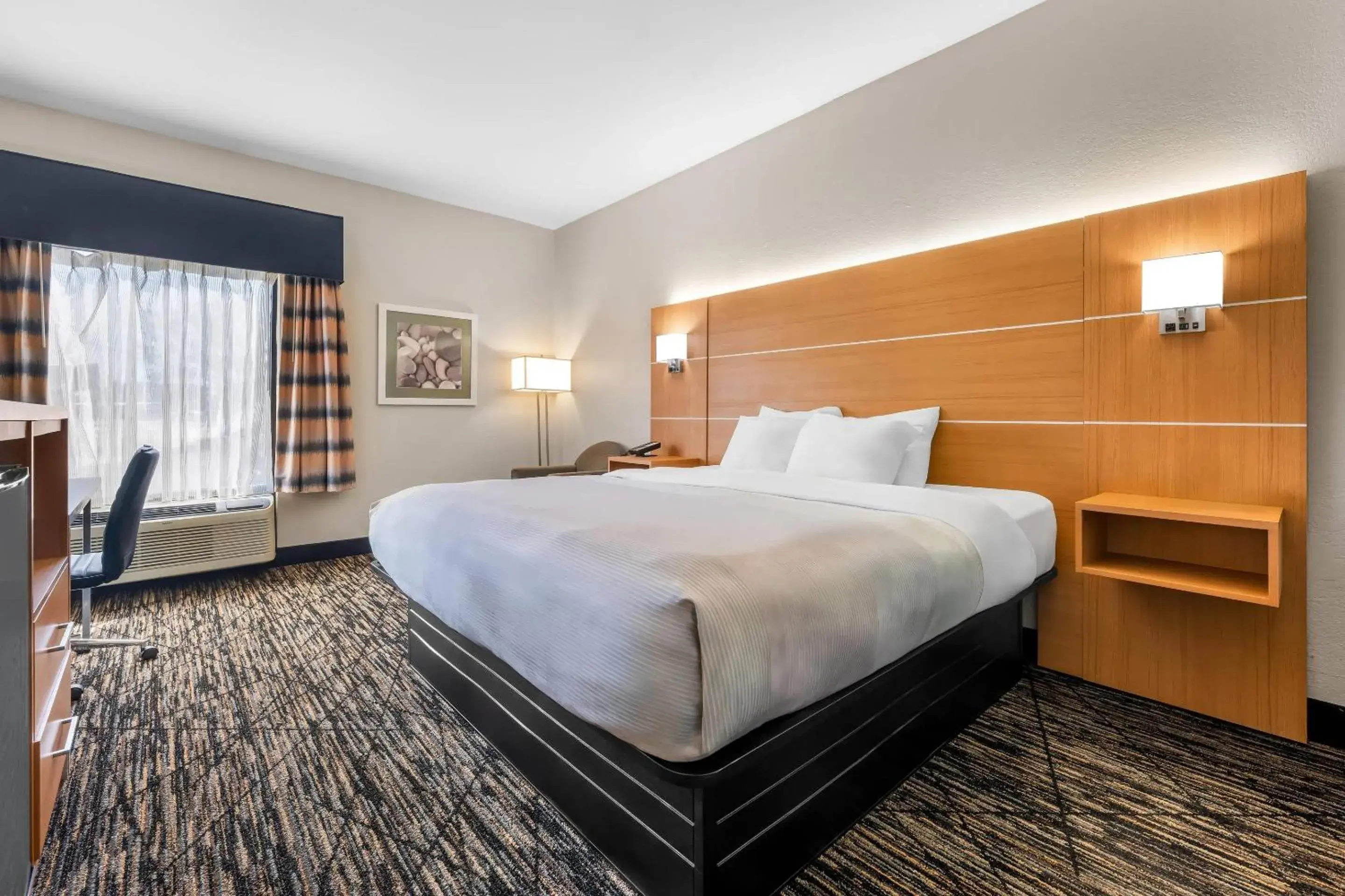 Bedroom, Bed in Quality Inn Alexander City Bedroom, Bed in Quality Inn Alexander City