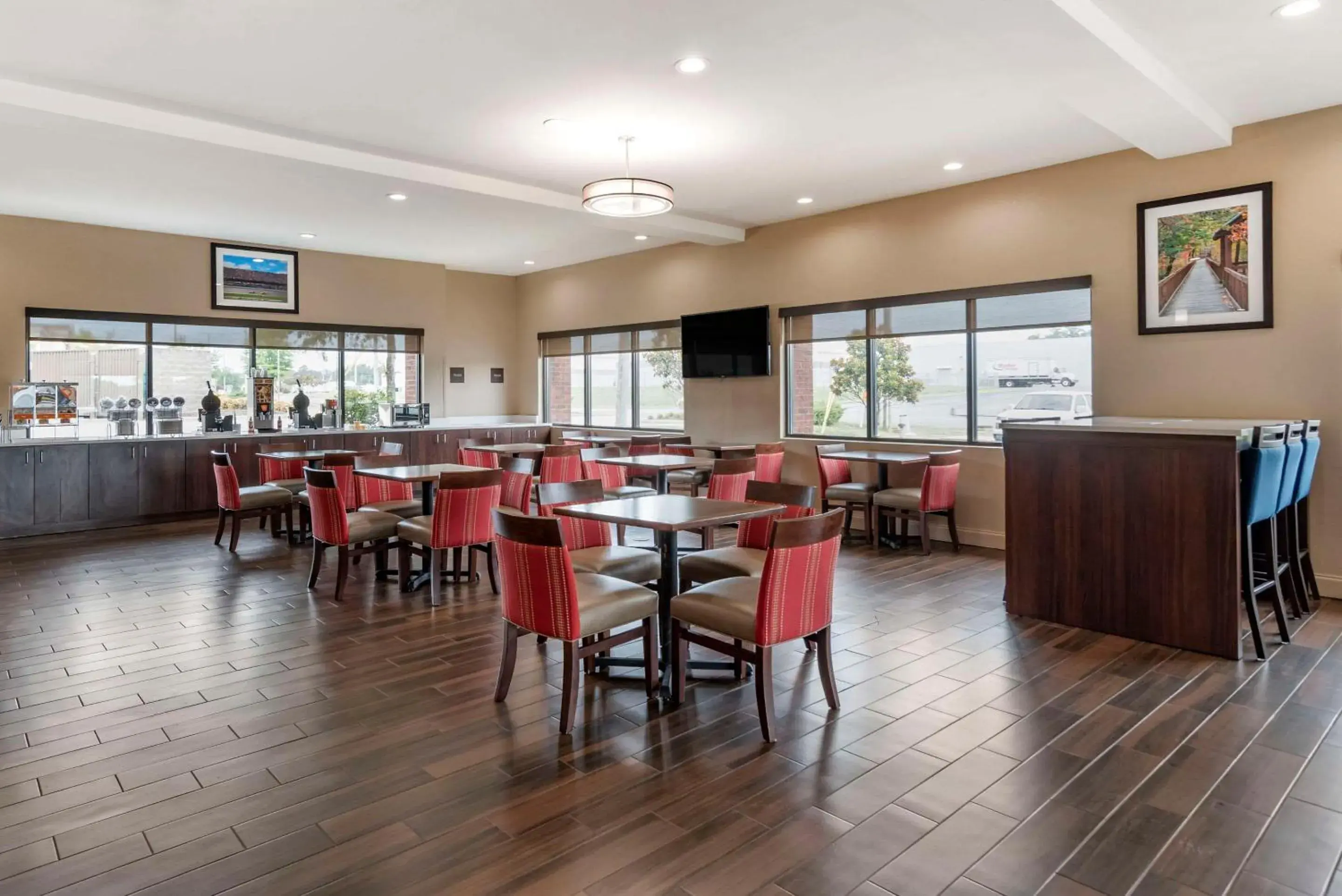 Breakfast in Comfort Suites Pell City I-20 exit 158 Breakfast in Comfort Suites Pell City I-20 exit 158