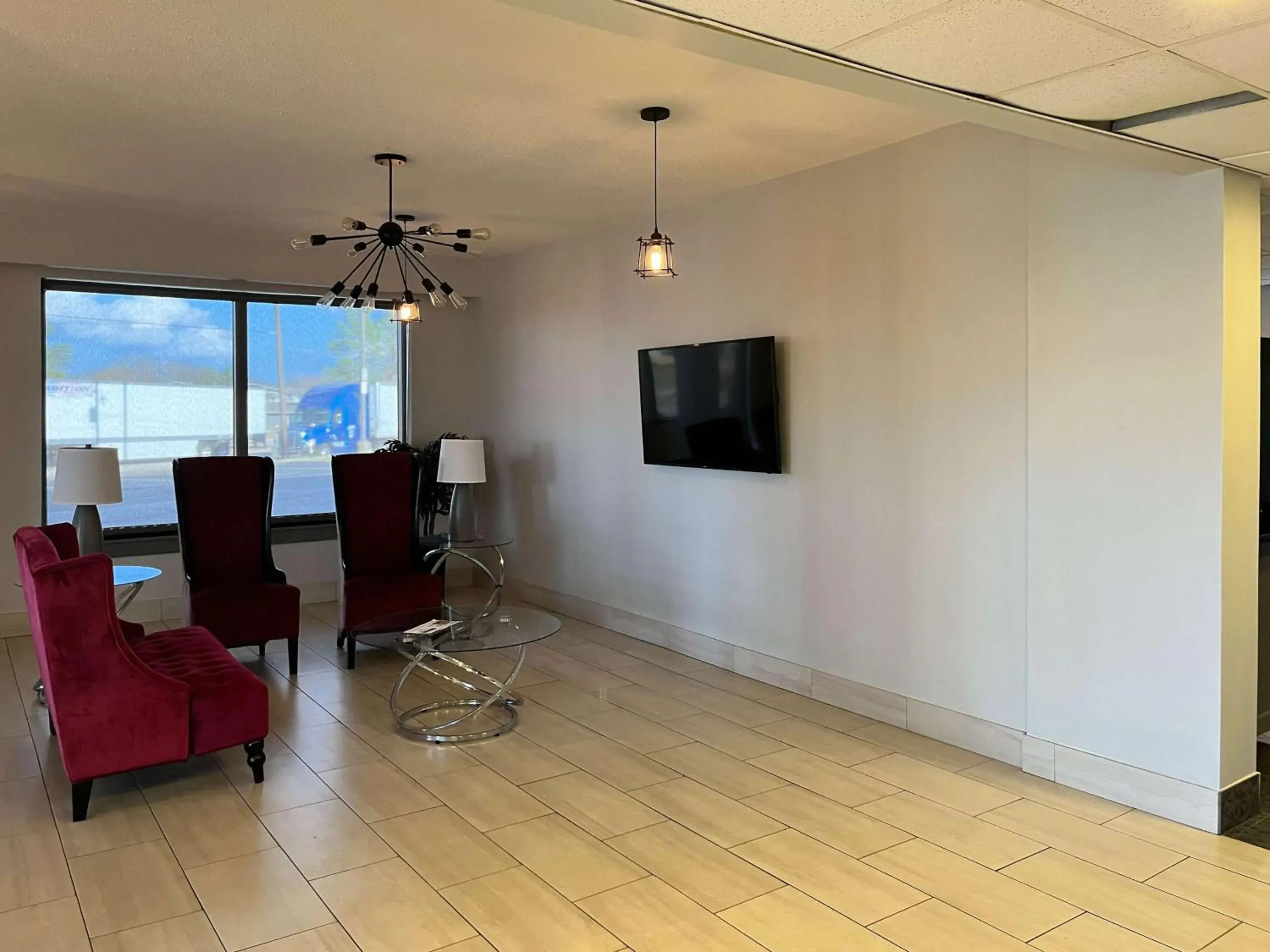 Lobby or reception in Motel 6 Montgomery, AL - Eastern Blvd. Lobby or reception in Motel 6 Montgomery, AL - Eastern Blvd.