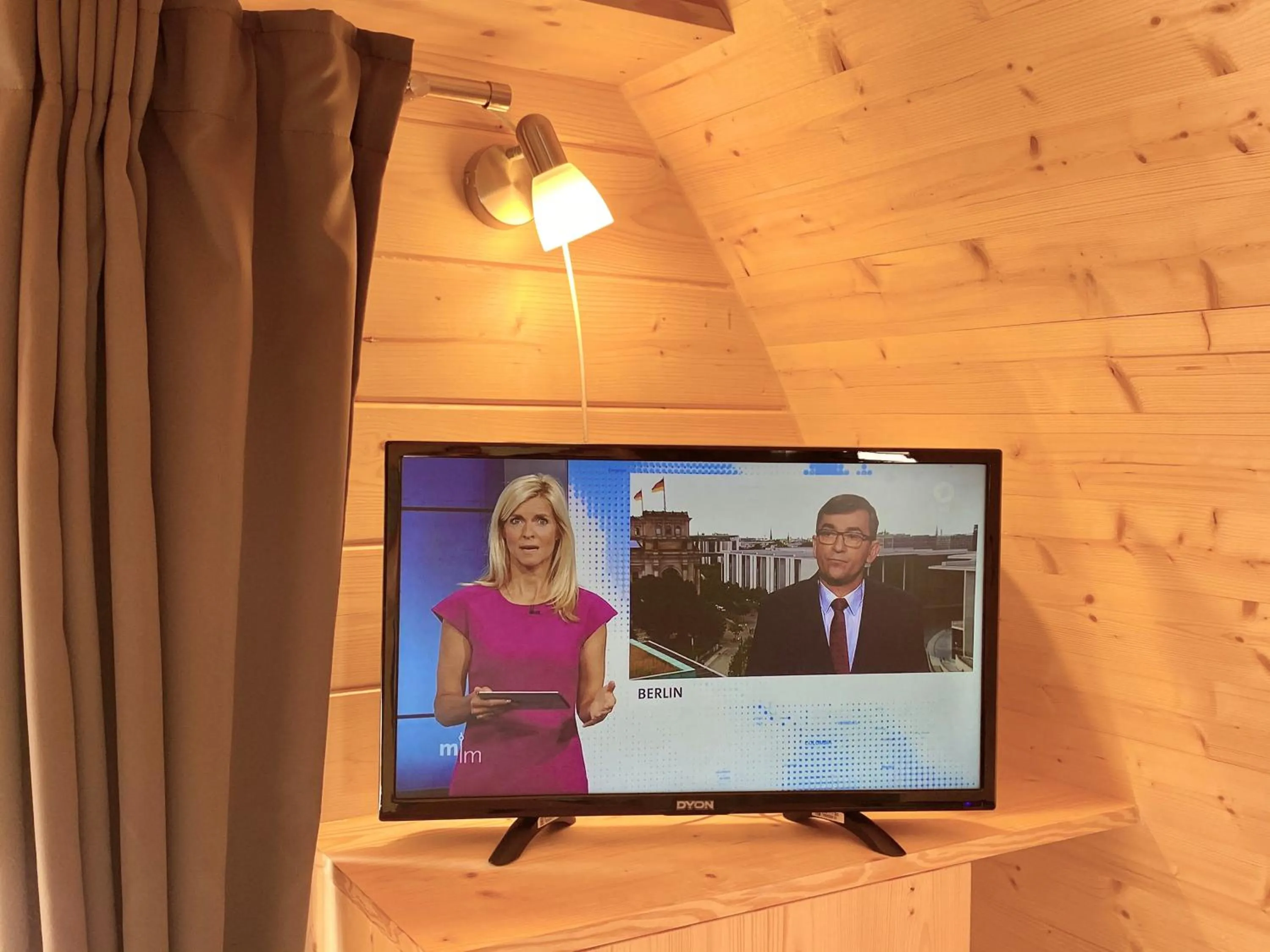 TV and multimedia in Hüttendorf Fränkische Schweiz