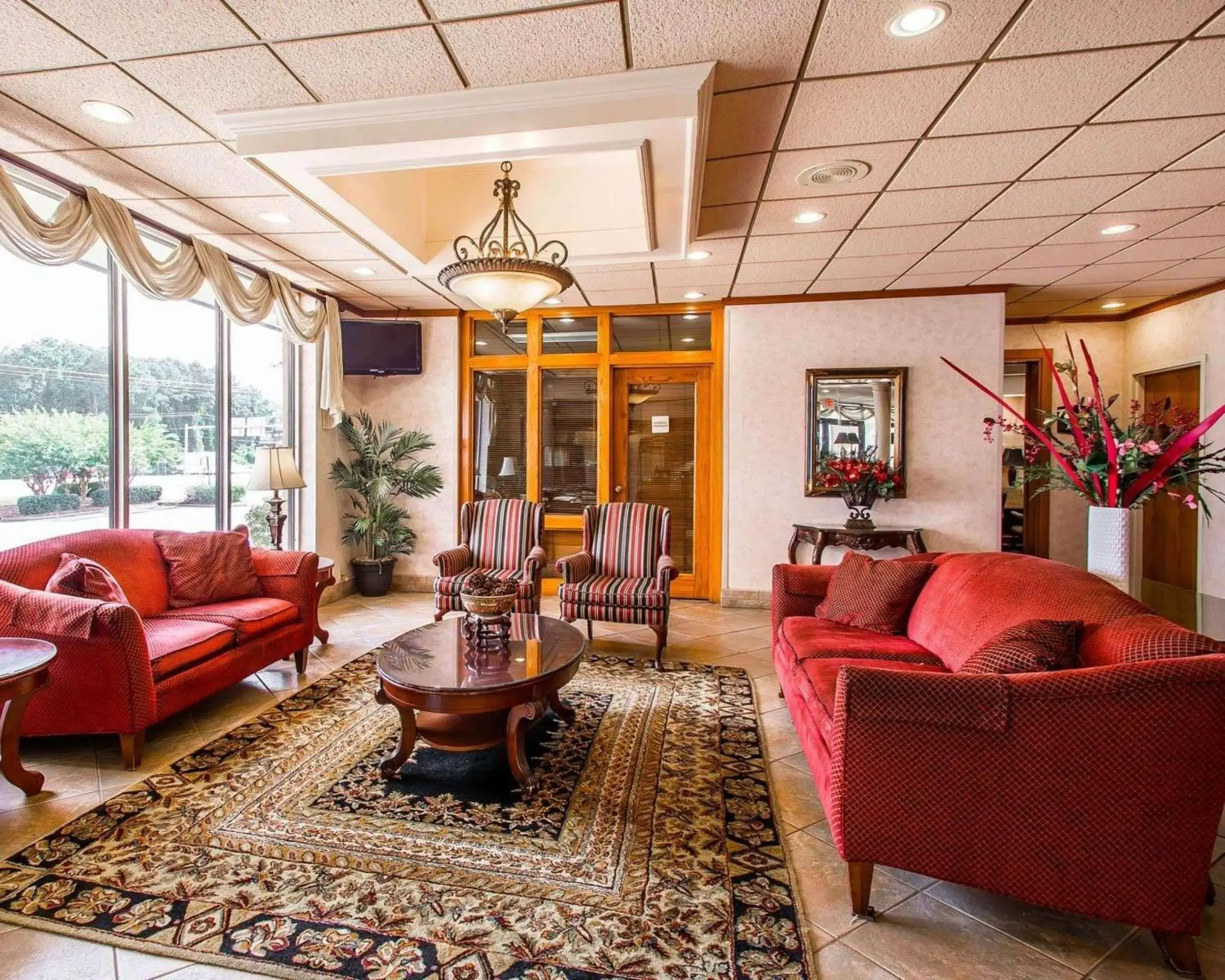 Lobby or reception, Lobby/Reception in Clarion Inn & Suites Dothan South