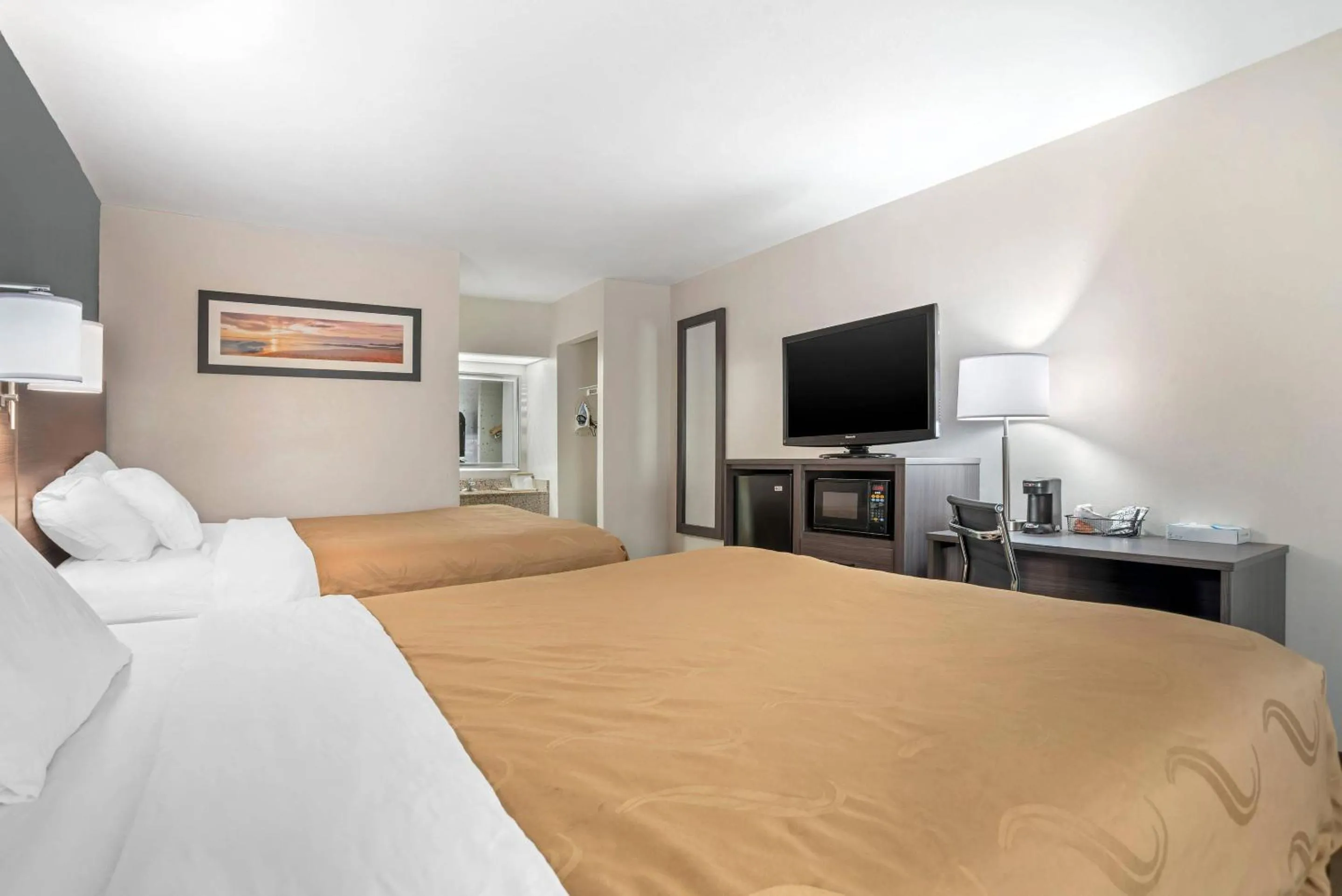 Bedroom, Bed in Quality Inn Foley - Gulf Shores North