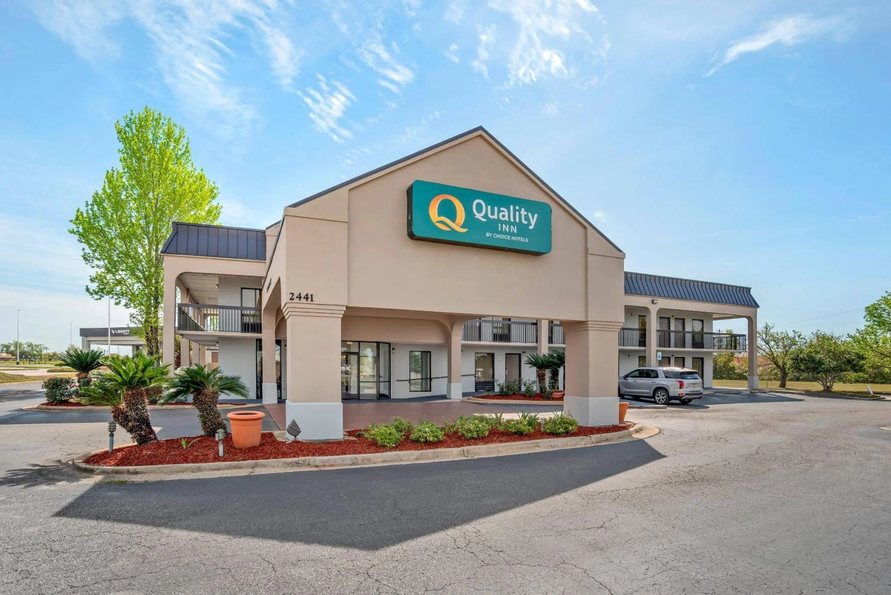 Property building in Quality Inn Foley - Gulf Shores North