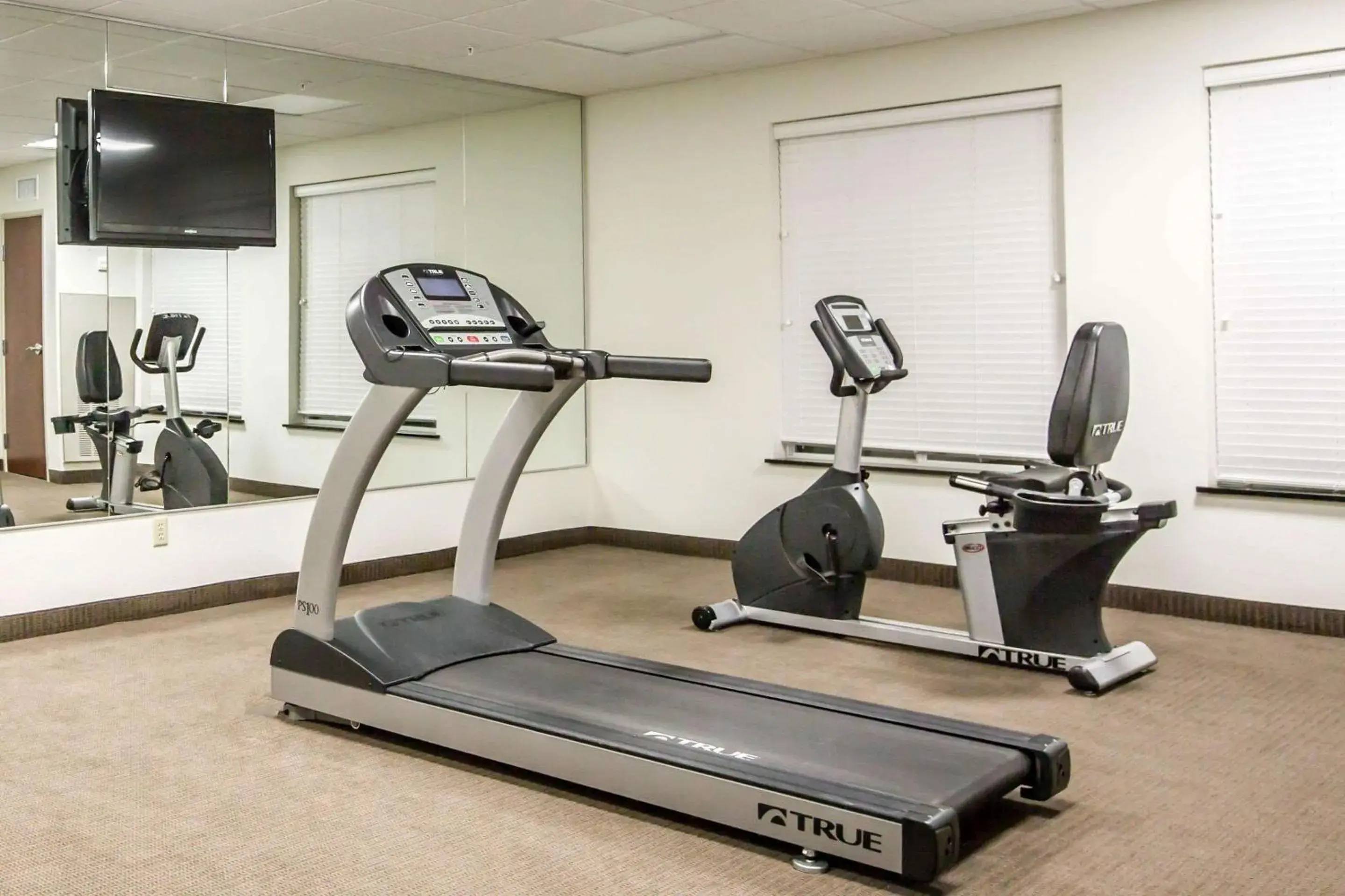 Fitness centre/facilities in Sleep Inn & Suites Marion - Military Institute Fitness centre/facilities in Sleep Inn & Suites Marion - Military Institute