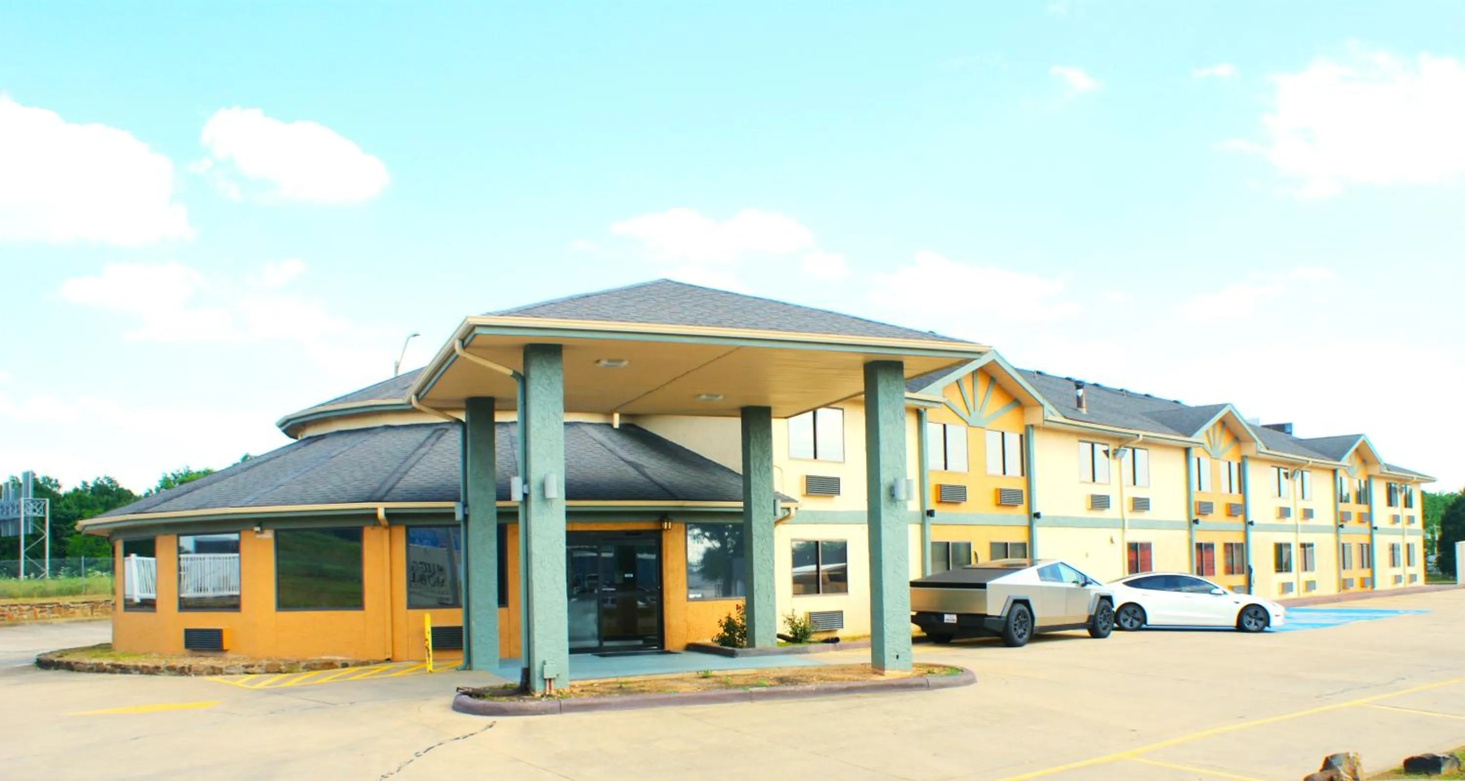 Sonesta Essential Van Buren-Fort Smith