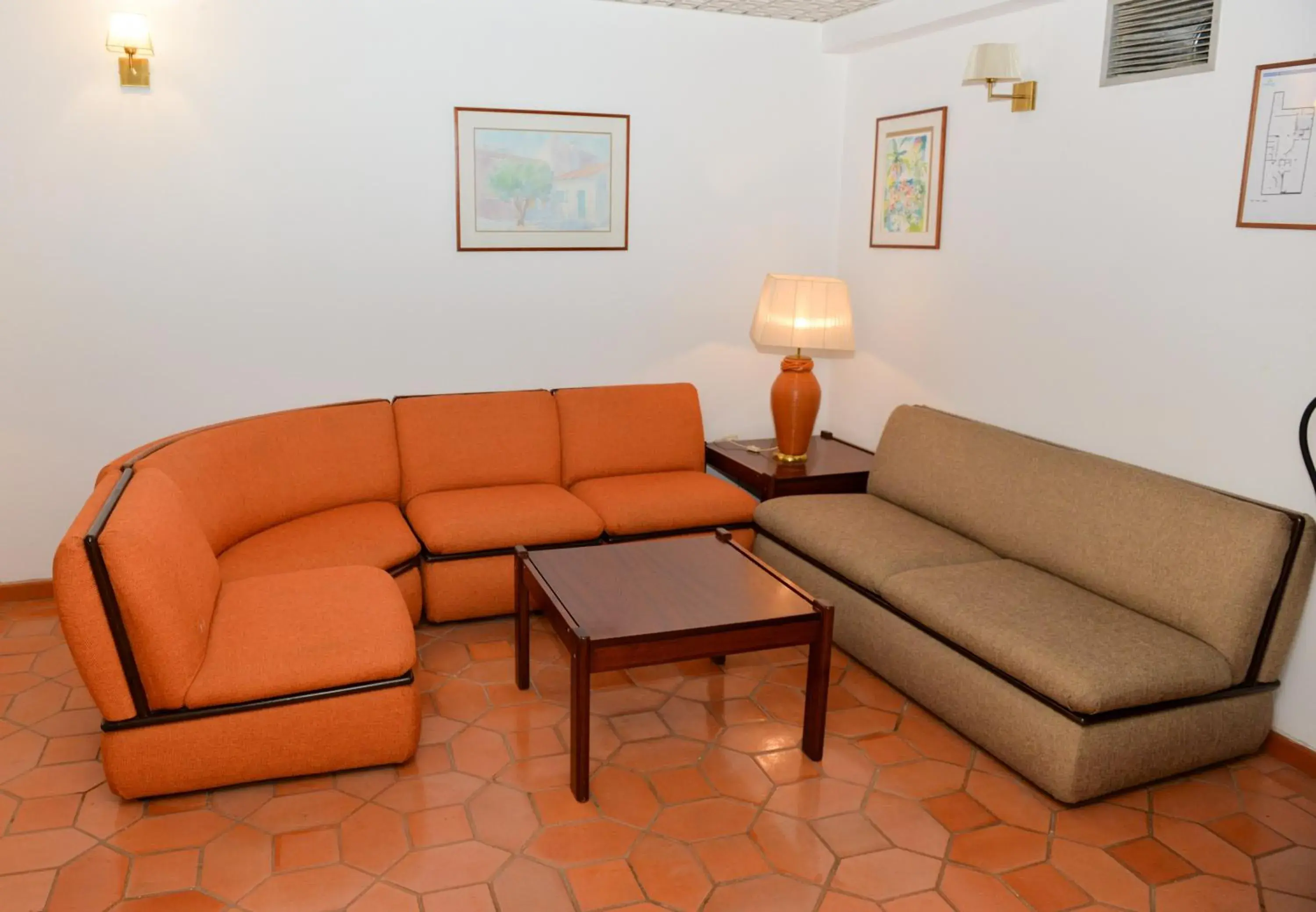 Lounge or bar in LagosMar Story Hotel Lounge or bar in LagosMar Story Hotel