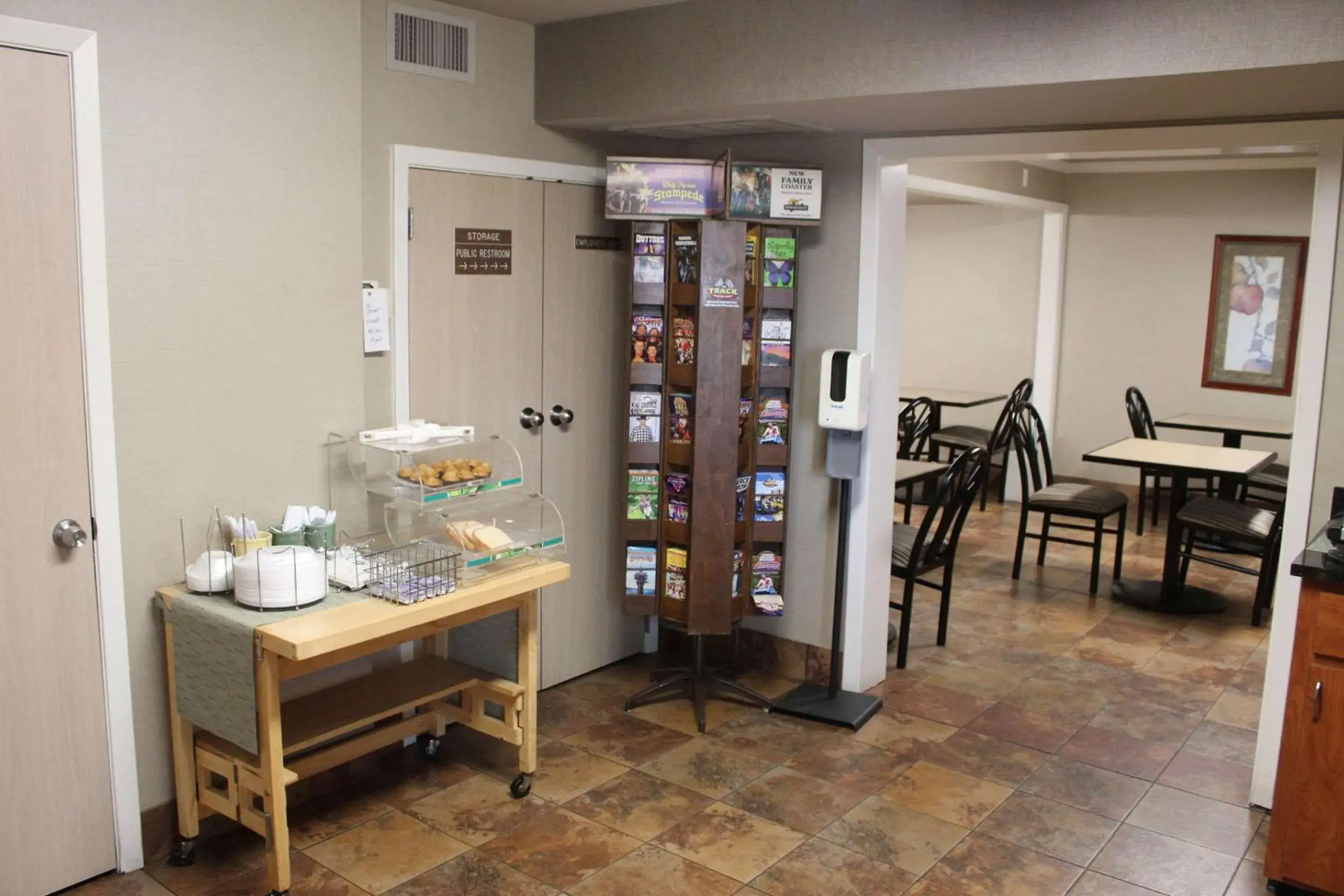 Breakfast in Quality Inn Conway - Greenbrier Breakfast in Quality Inn Conway - Greenbrier