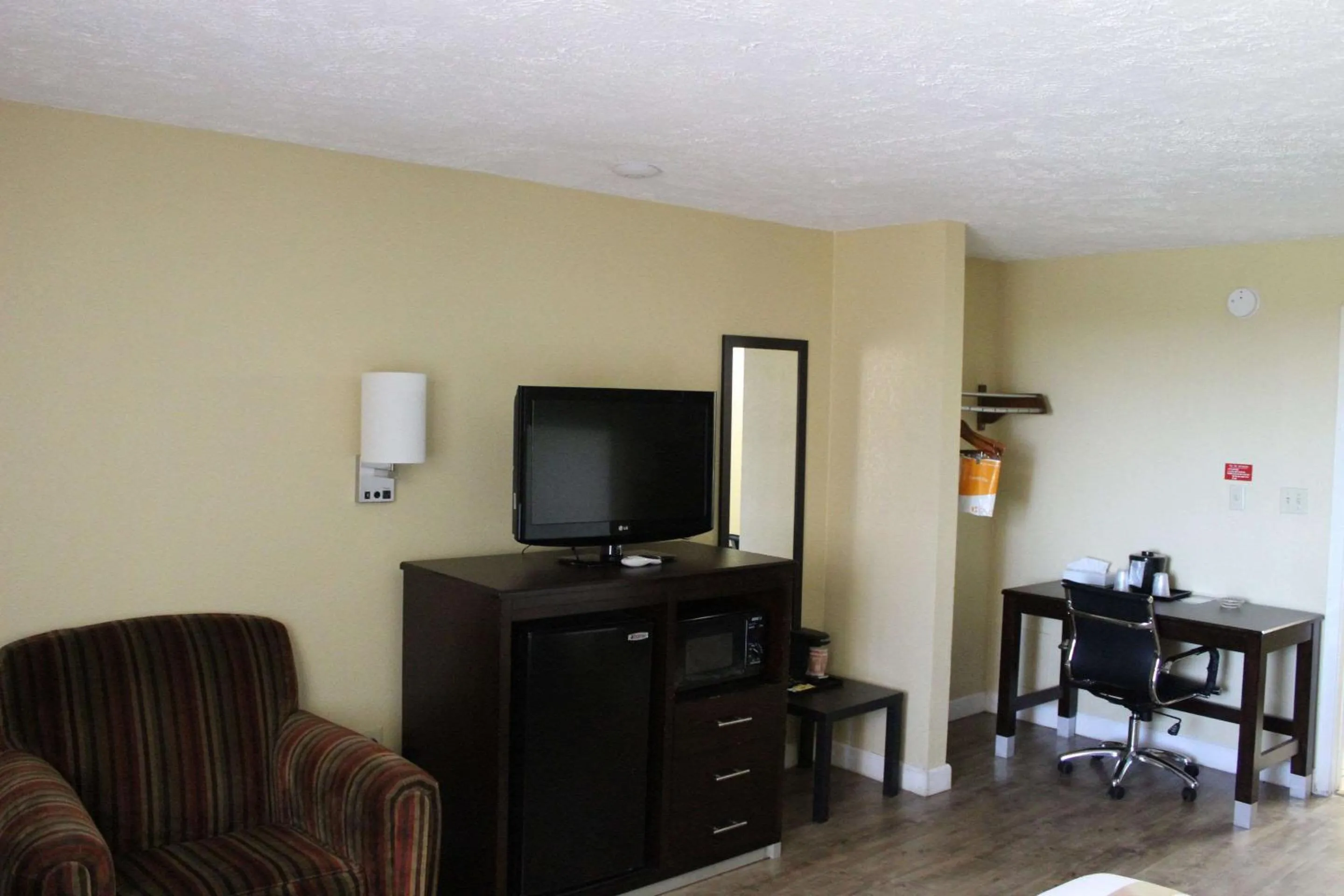 Bedroom in Quality Inn Conway - Greenbrier