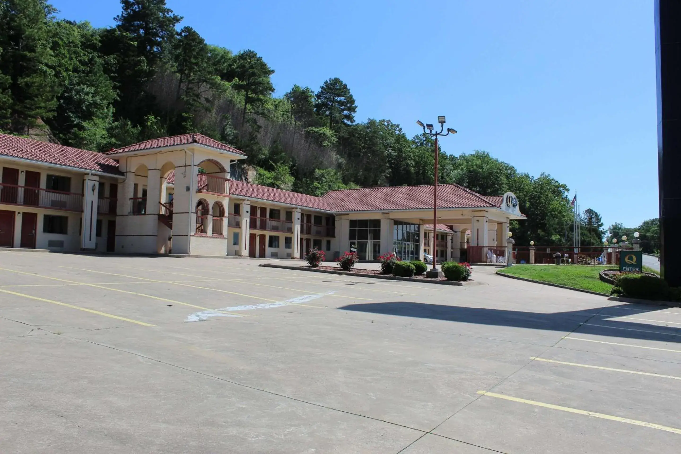 Property building in Quality Inn Conway - Greenbrier Property building in Quality Inn Conway - Greenbrier