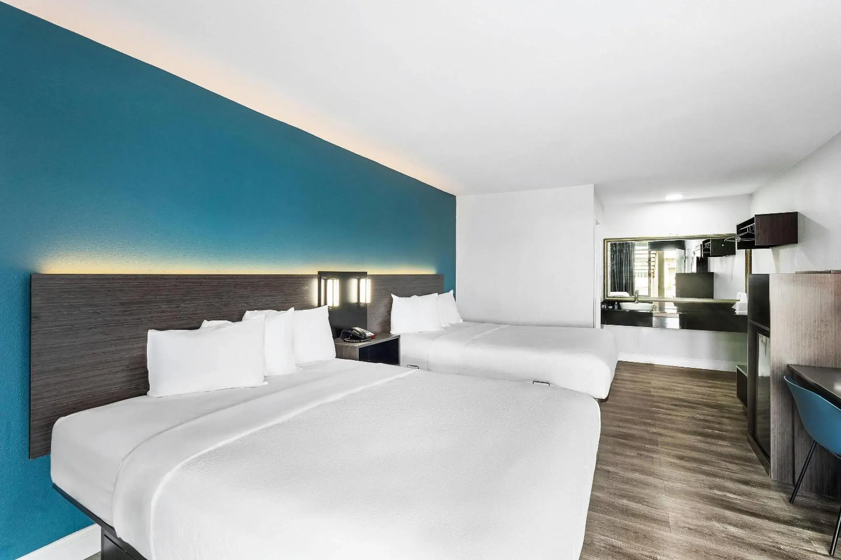 Bedroom, Bed in Rodeway Inn West Memphis Bedroom, Bed in Rodeway Inn West Memphis