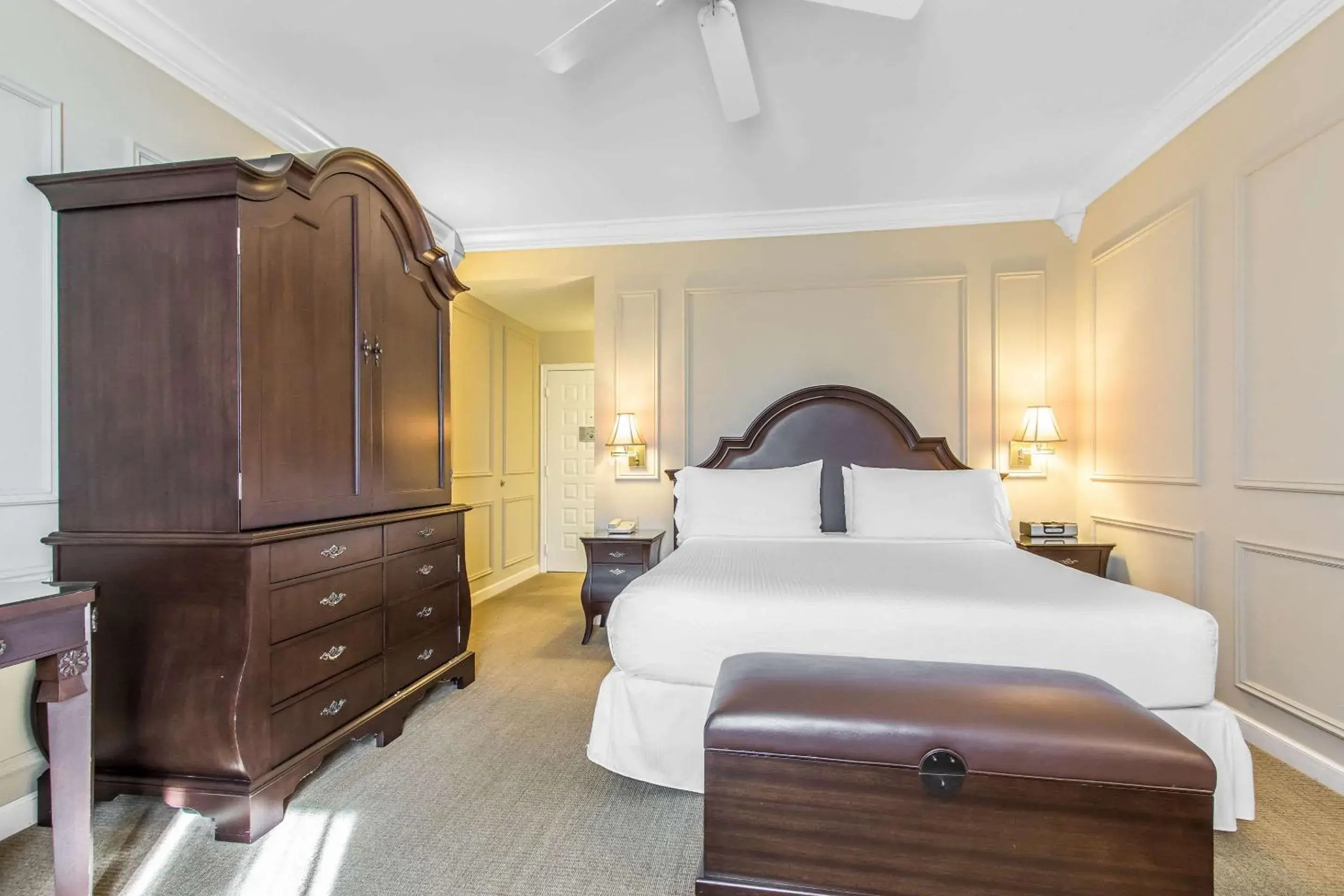 Bedroom, Bed in Inn at the Mill, an Ascend Collection Hotel Bedroom, Bed in Inn at the Mill, an Ascend Collection Hotel