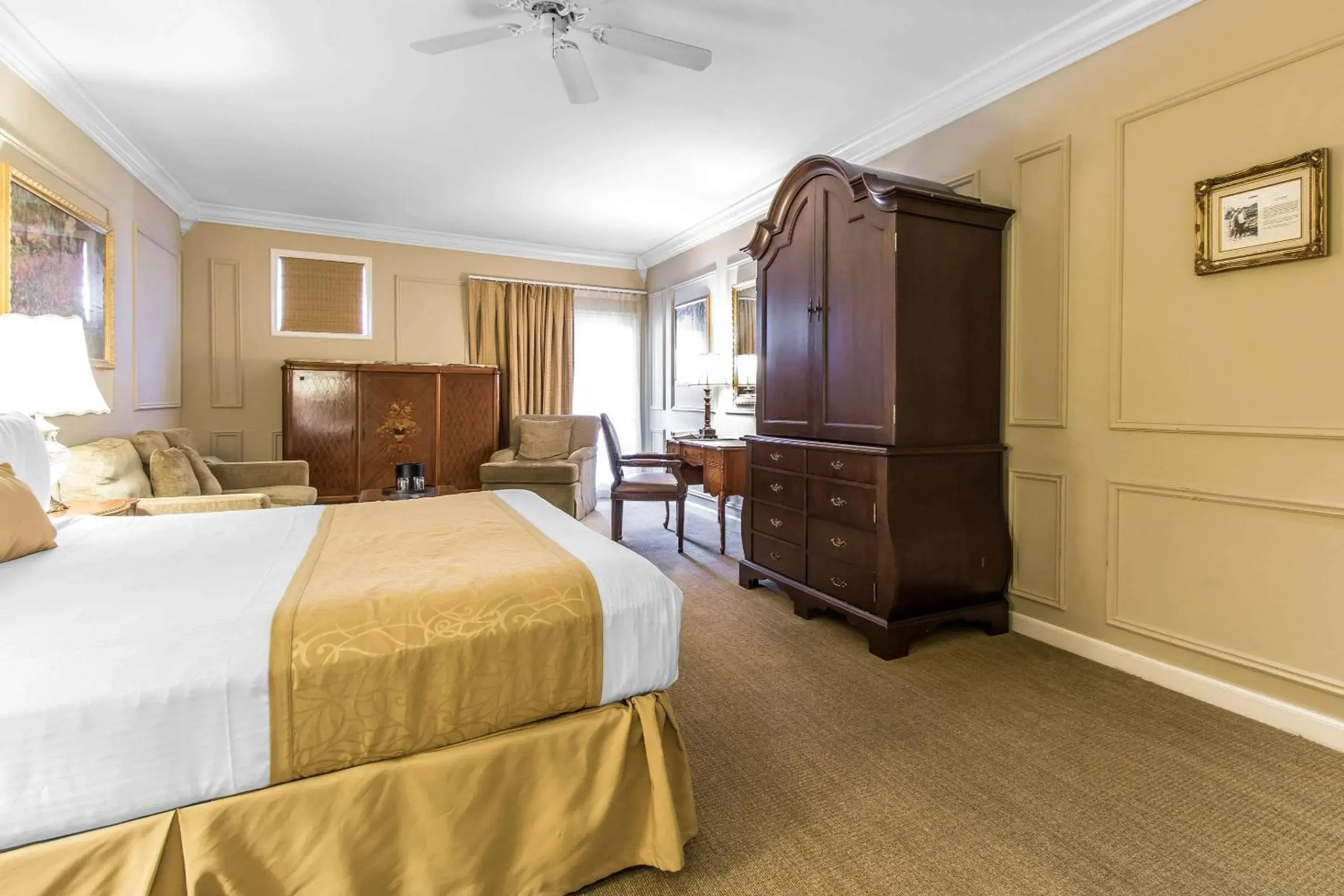 Bedroom, Bed in Inn at the Mill, an Ascend Collection Hotel Bedroom, Bed in Inn at the Mill, an Ascend Collection Hotel