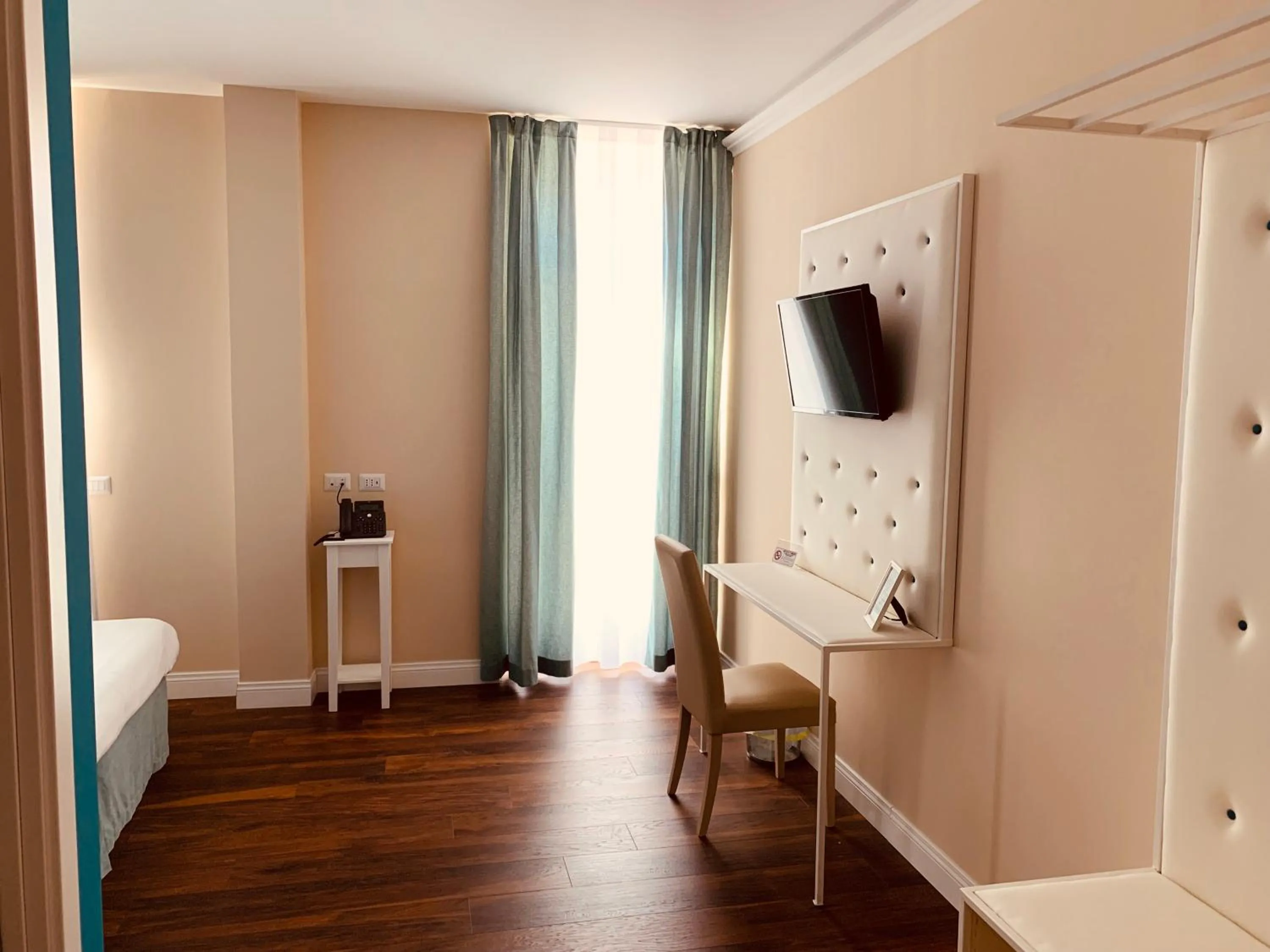 TV and multimedia, Bed in 7 Bell's House