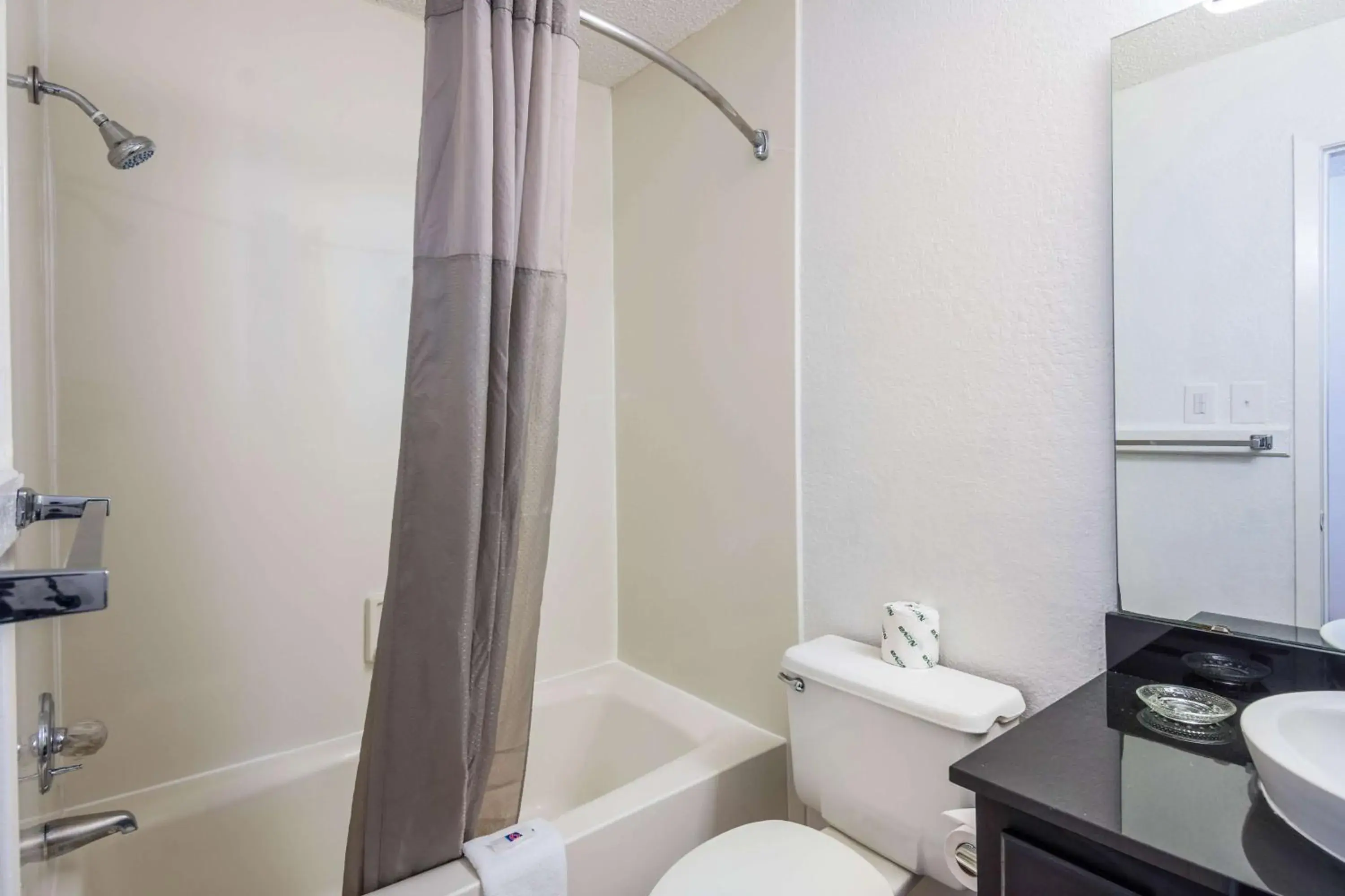 King Room with Spa Bath - Non-Smoking in Motel 6-Hot Springs, AR King Room with Spa Bath - Non-Smoking in Motel 6-Hot Springs, AR