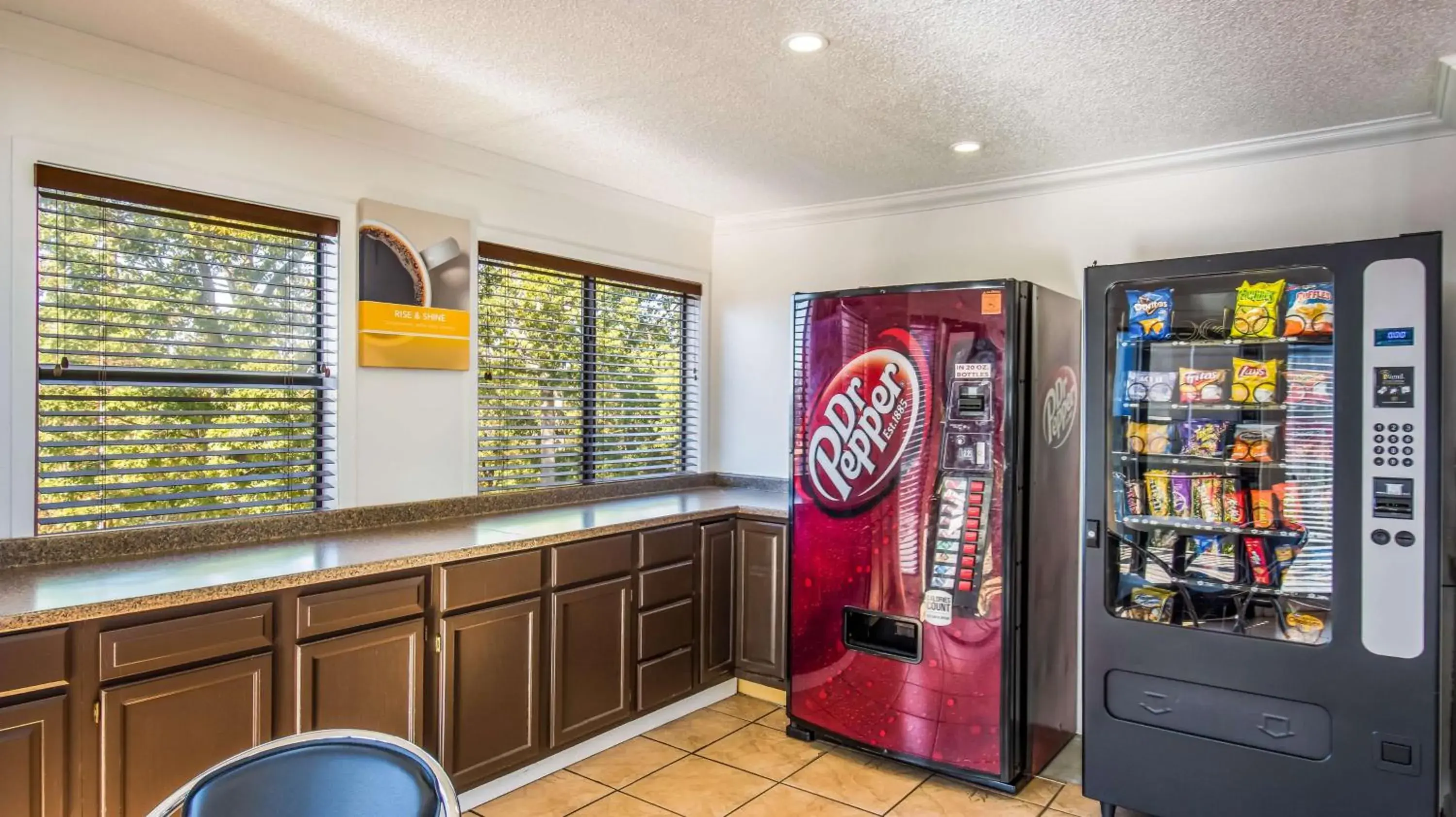 Lobby or reception in Motel 6-Hot Springs, AR Lobby or reception in Motel 6-Hot Springs, AR