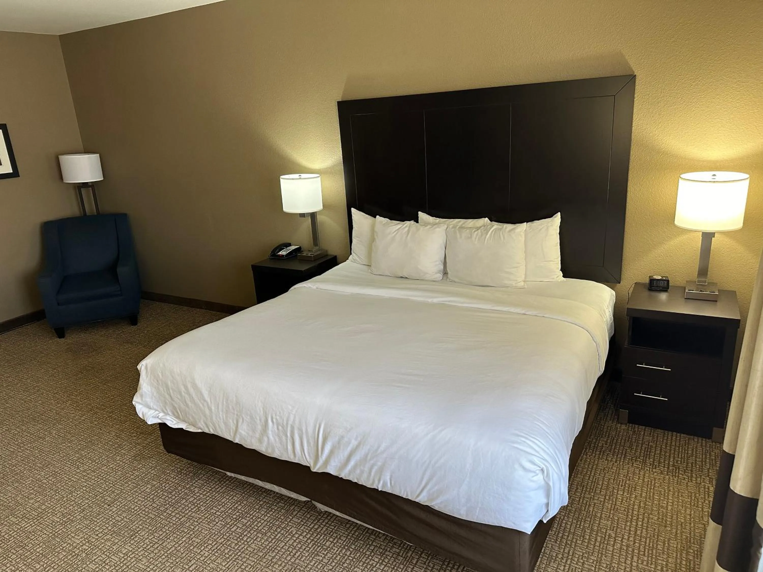 Bed in Comfort Inn & Suites North Little Rock McCain Mall