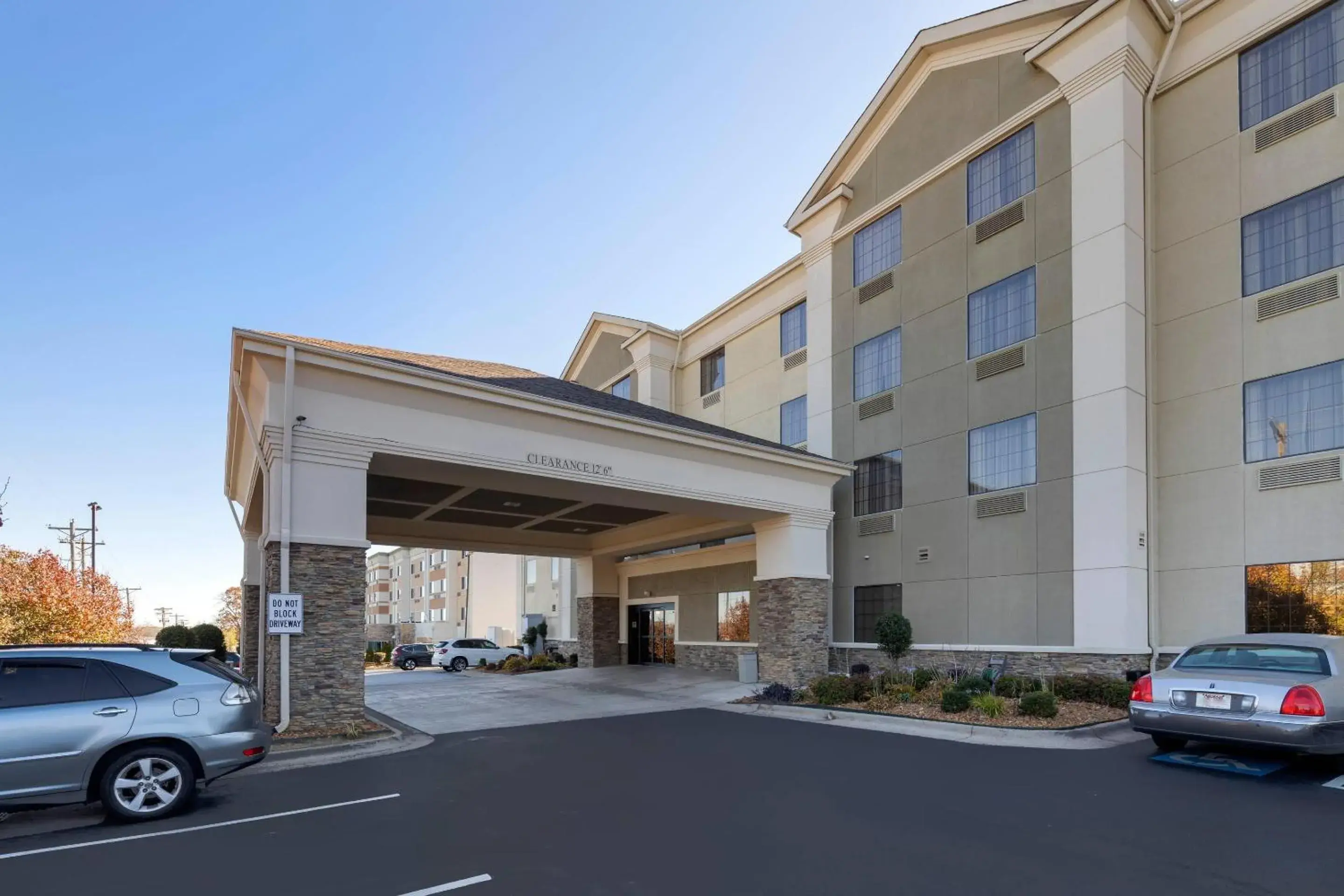 Property building in Comfort Inn & Suites North Little Rock McCain Mall Property building in Comfort Inn & Suites North Little Rock McCain Mall