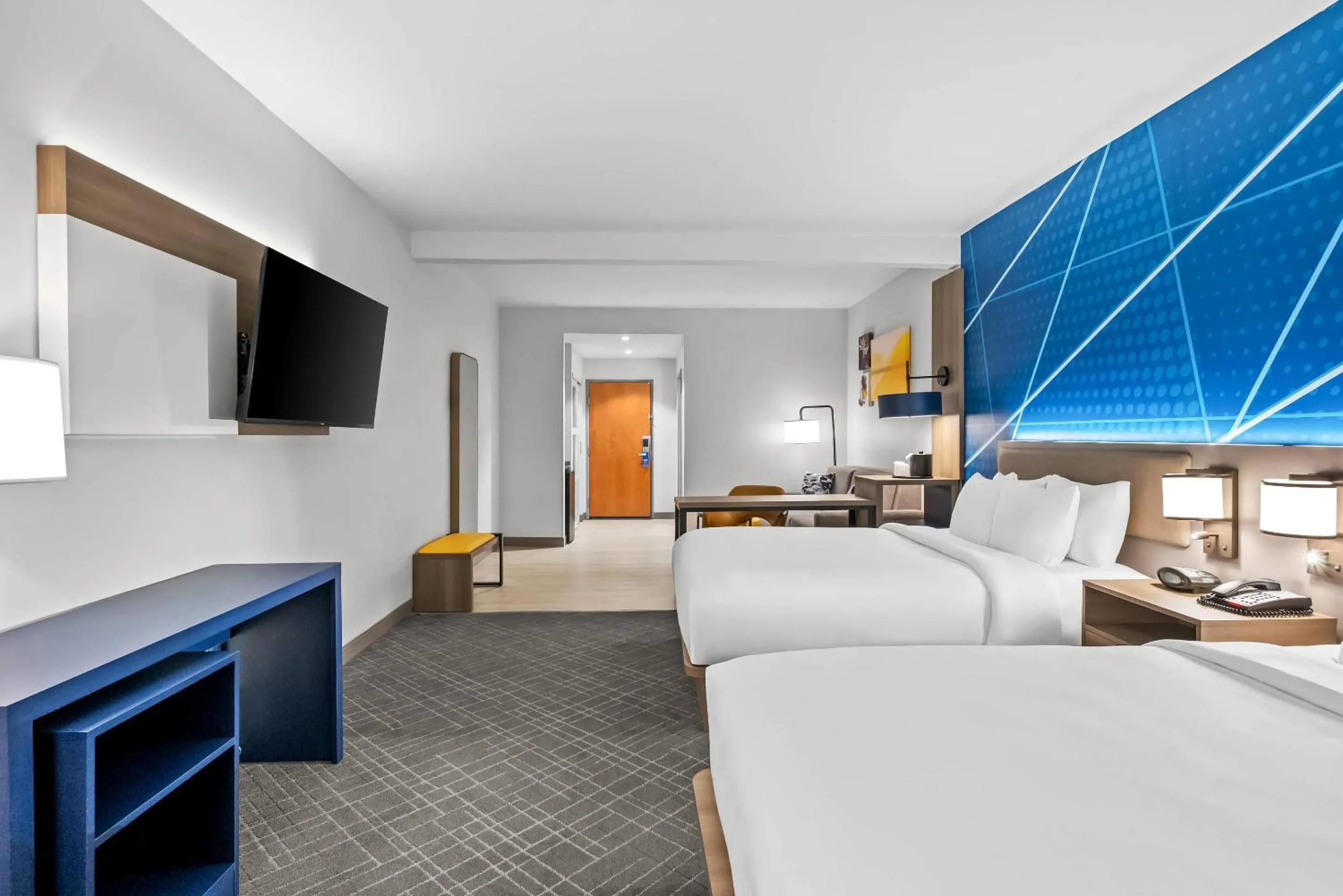 Bedroom, Bed in Comfort Suites Conway