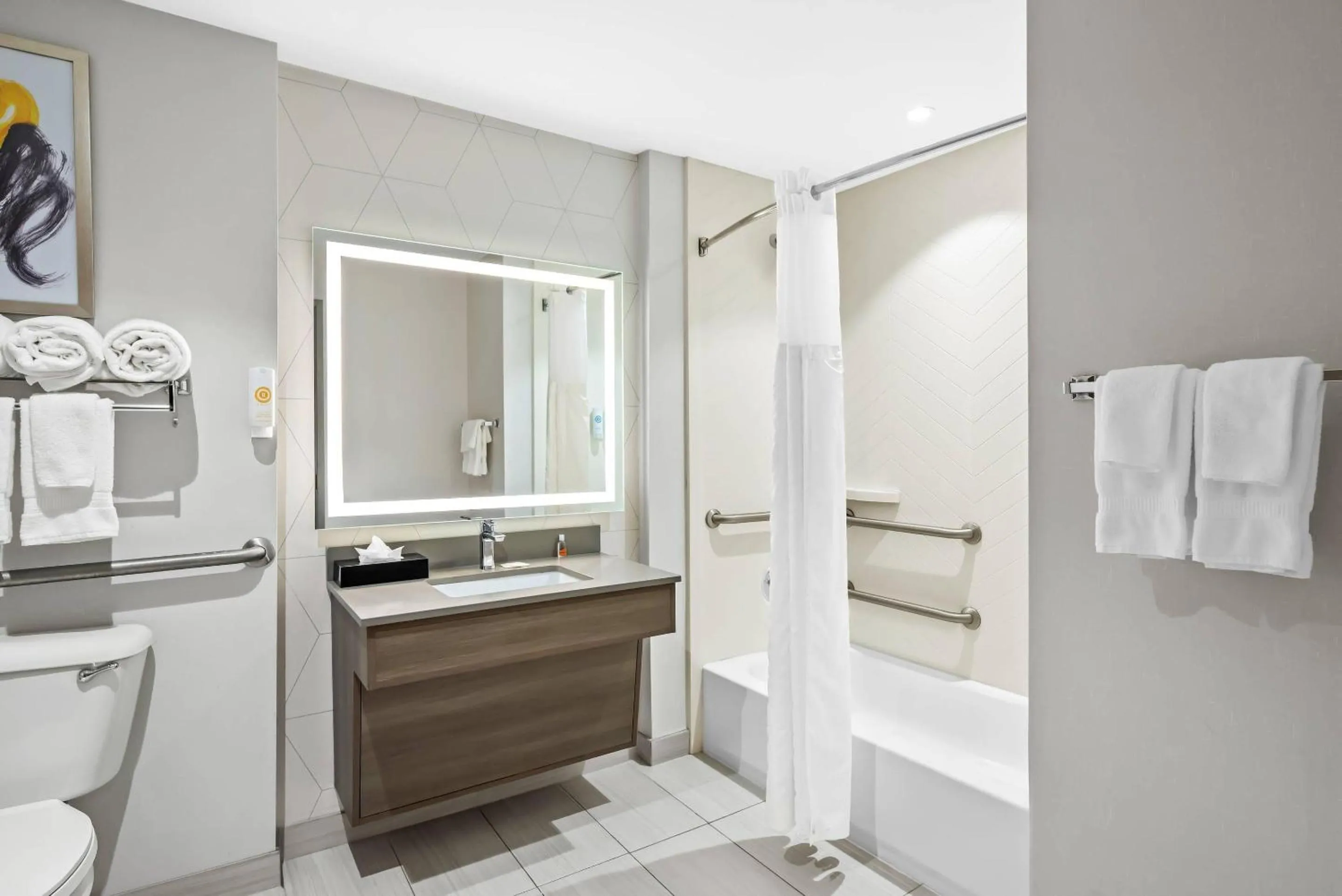 Bedroom in Comfort Suites Conway