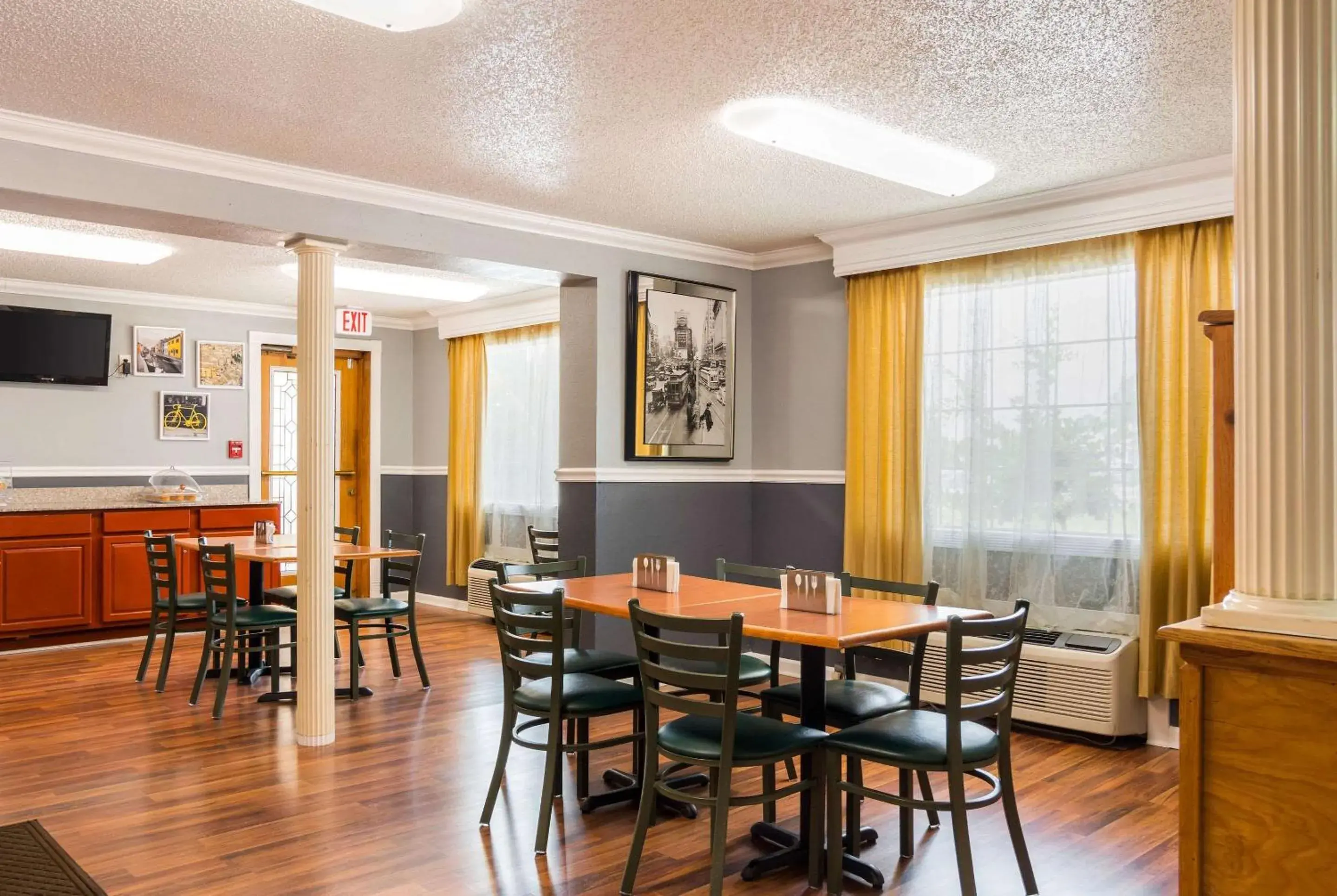 Restaurant/places to eat in Econo Lodge Jacksonville near Little Rock Air Force Base Restaurant/places to eat in Econo Lodge Jacksonville near Little Rock Air Force Base