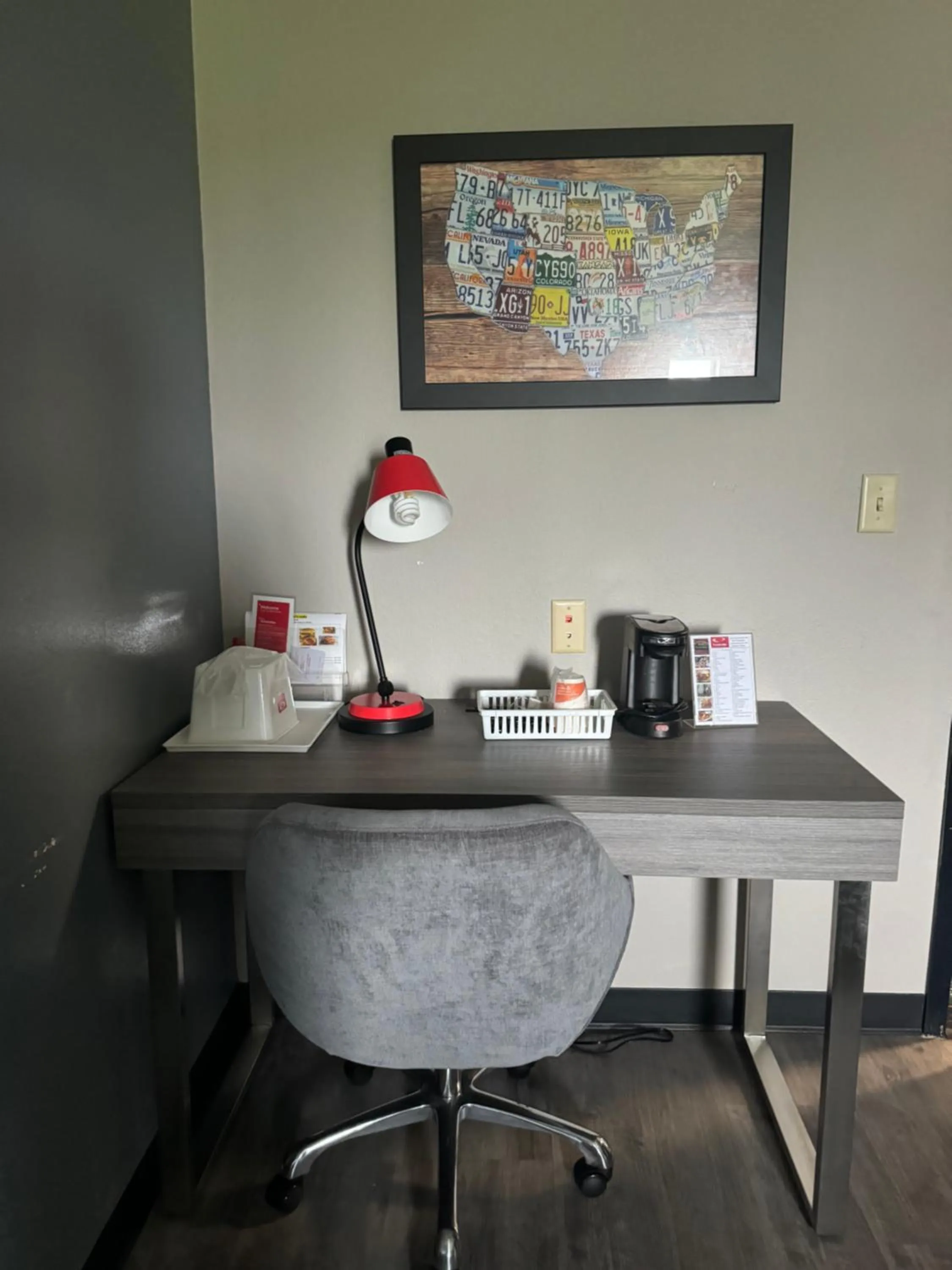 Business facilities in Econo Lodge Inn & Suites Pritchard Road North Little Rock