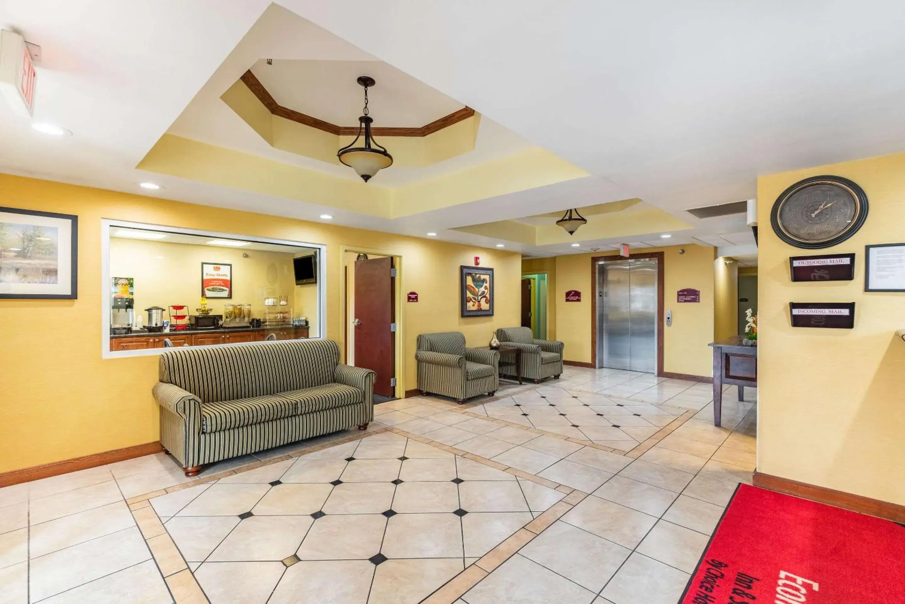 Lobby or reception, Lobby/Reception in Econo Lodge Inn & Suites North Little Rock