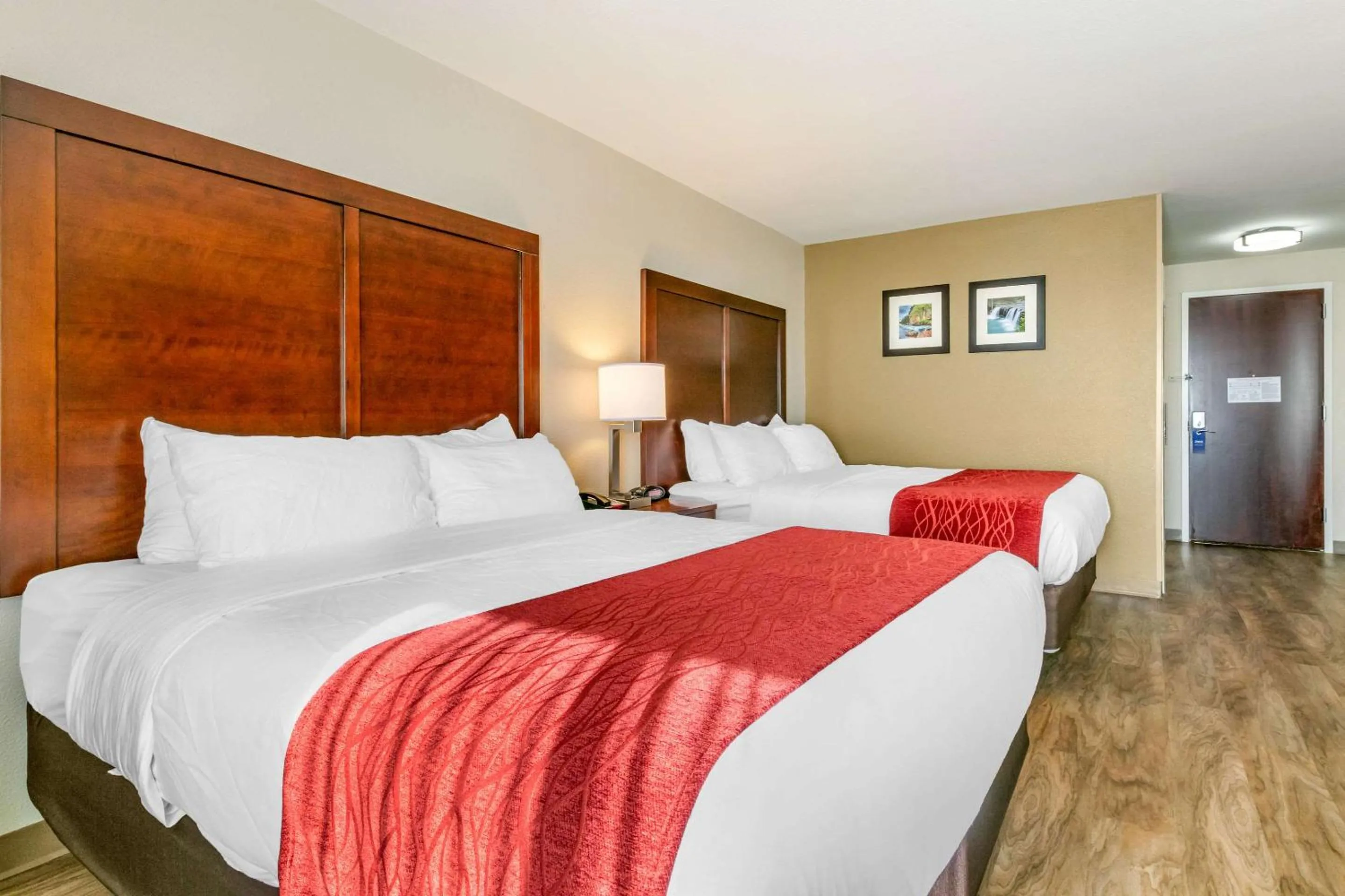 Bedroom, Bed in Comfort Inn & Suites Van Buren - Fort Smith