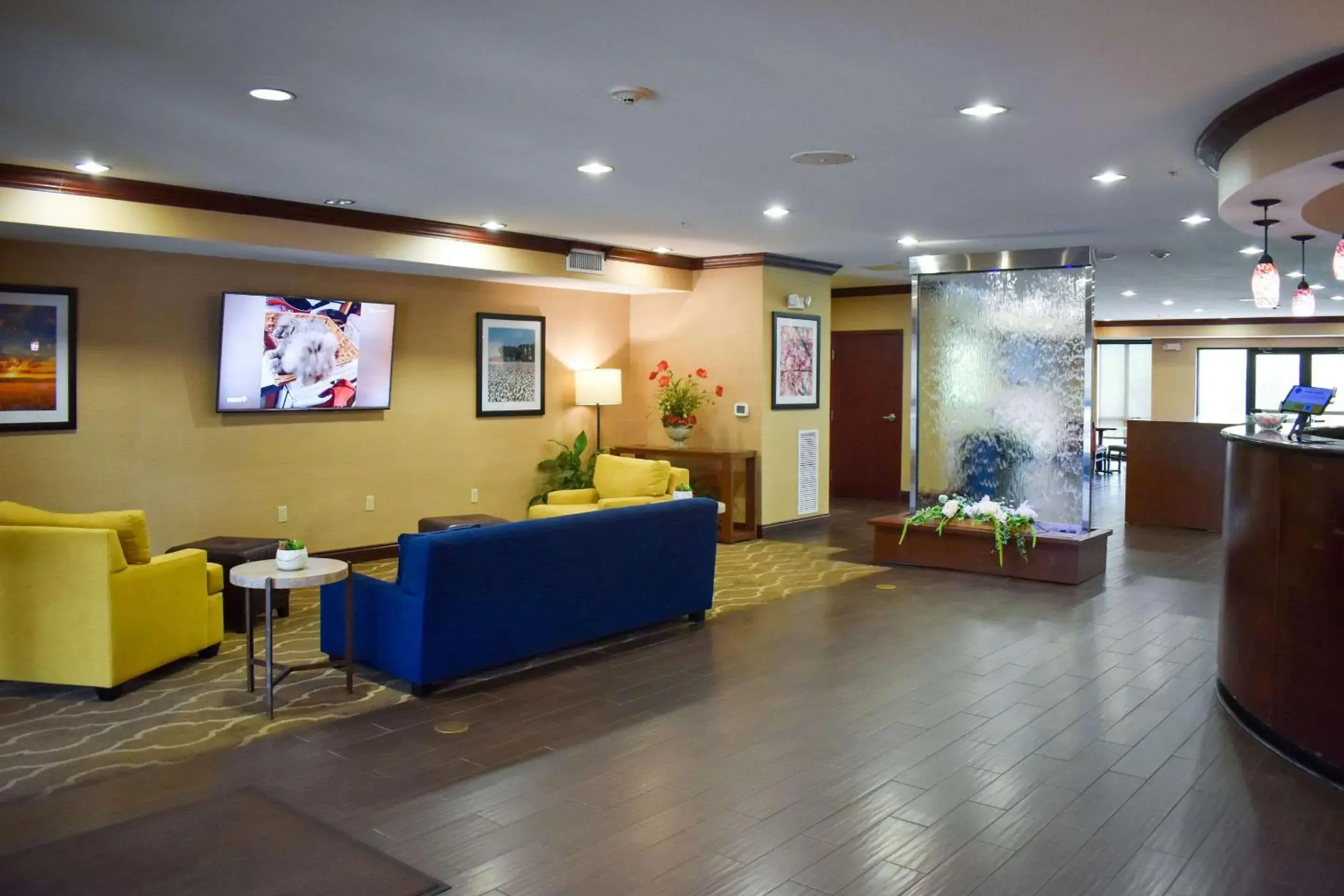 Lobby or reception in Comfort Suites Lobby or reception in Comfort Suites