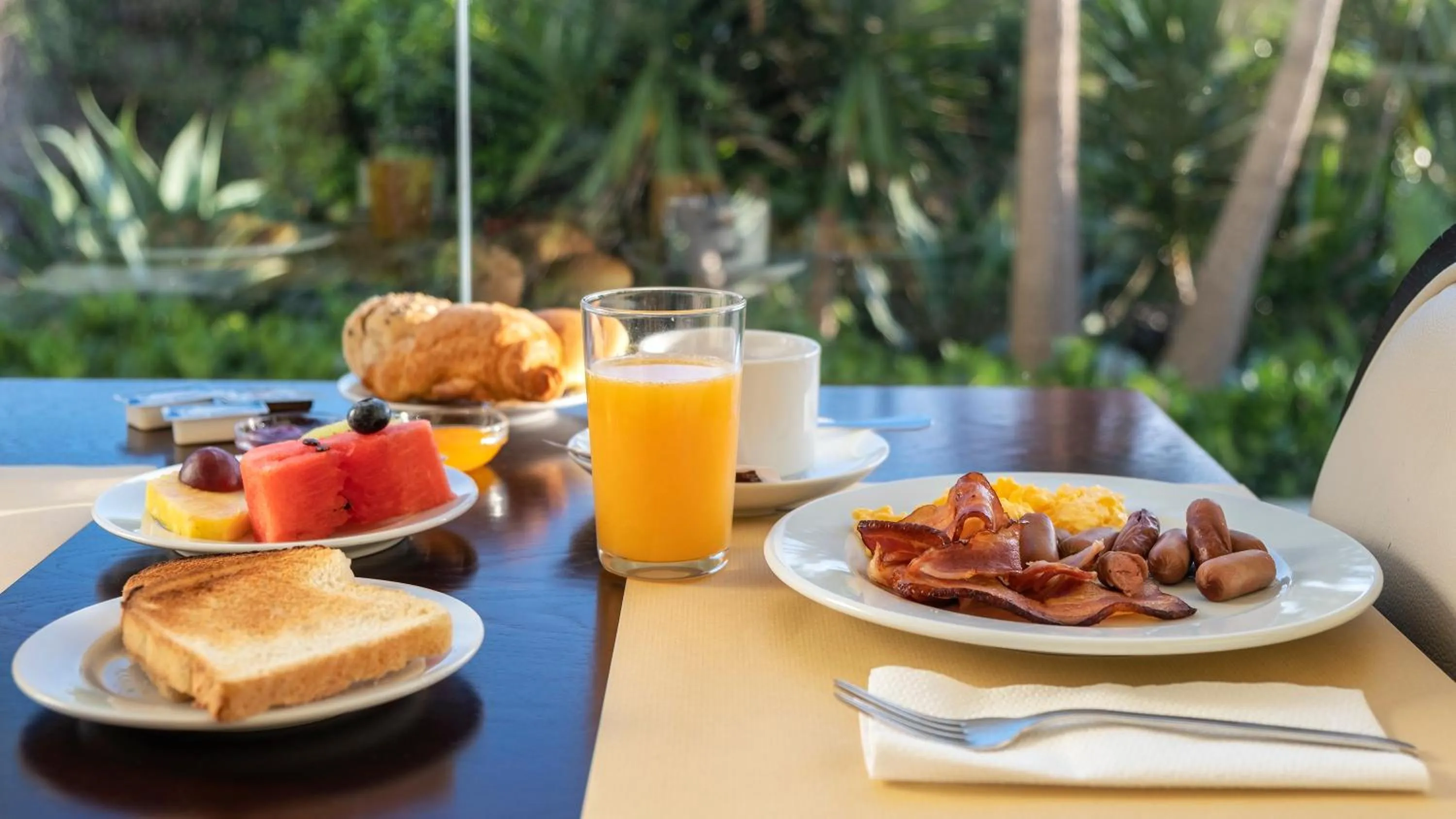 Breakfast in Hotel Vale Do Navio