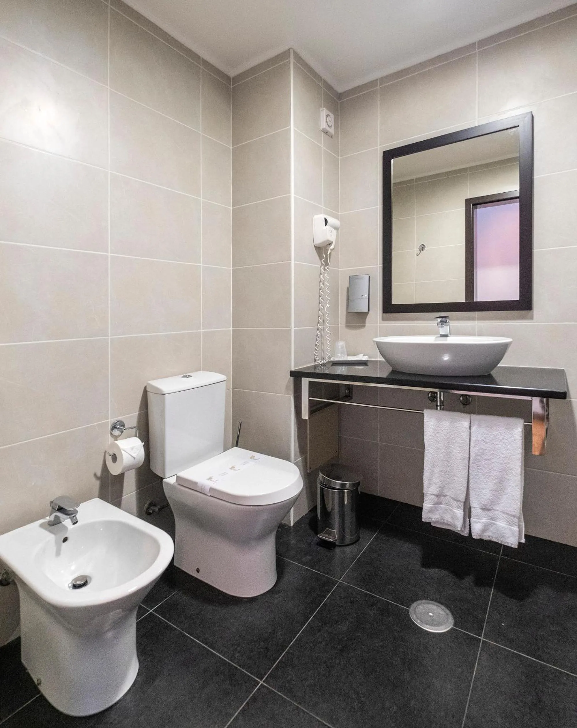 Bathroom in Hotel Vale Do Navio