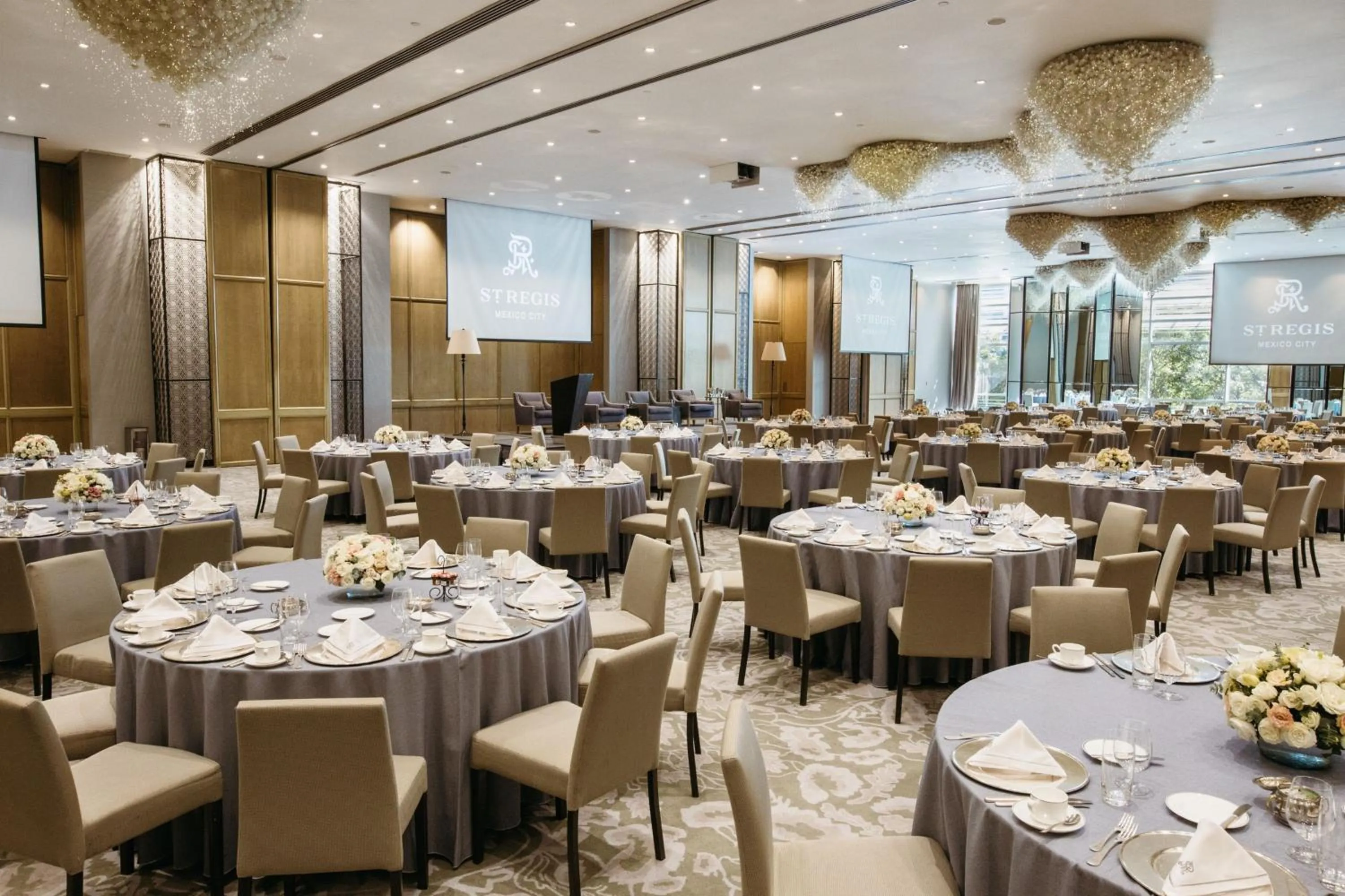 Meeting/conference room in The St. Regis Mexico City