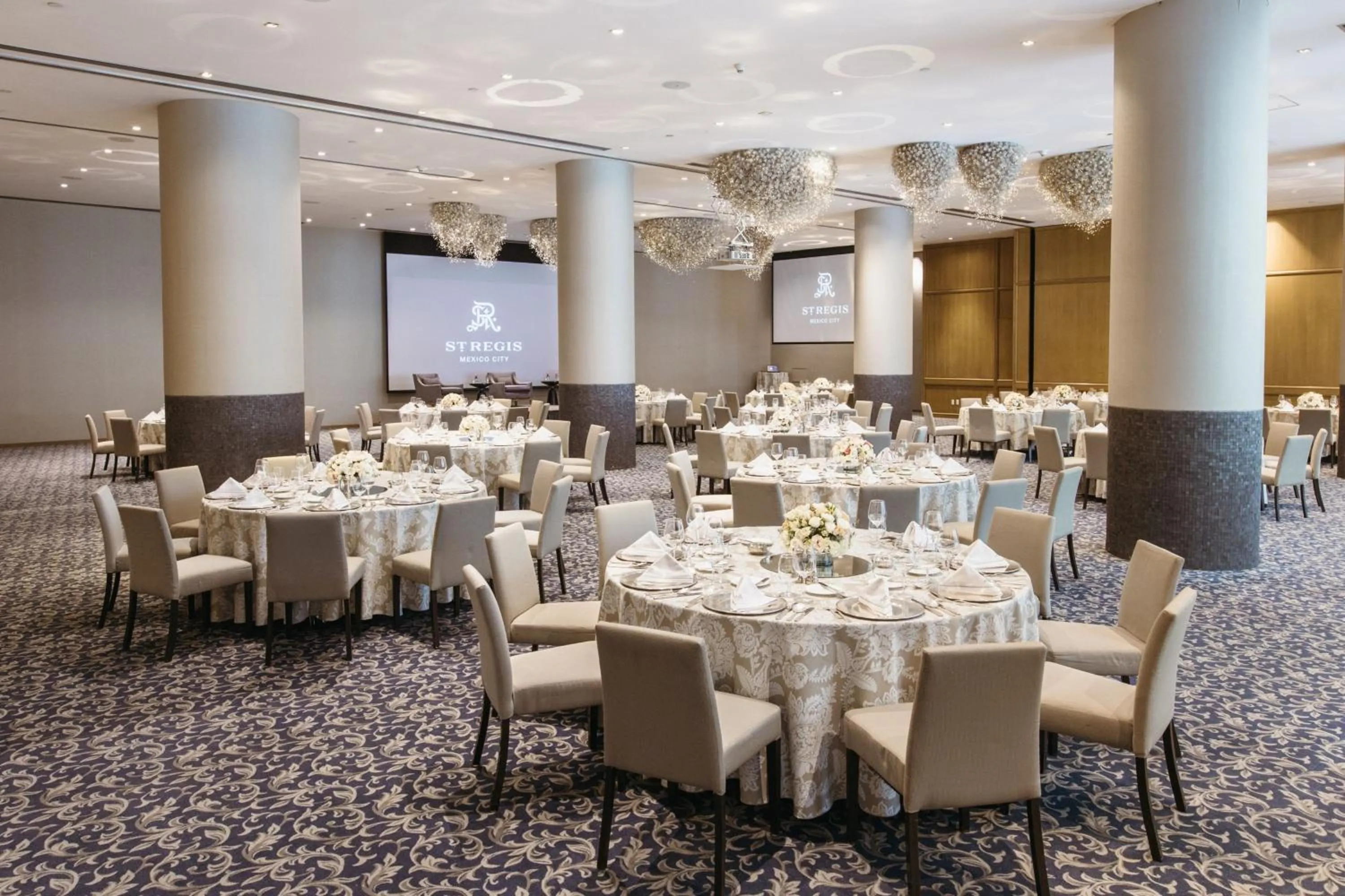 Meeting/conference room in The St. Regis Mexico City