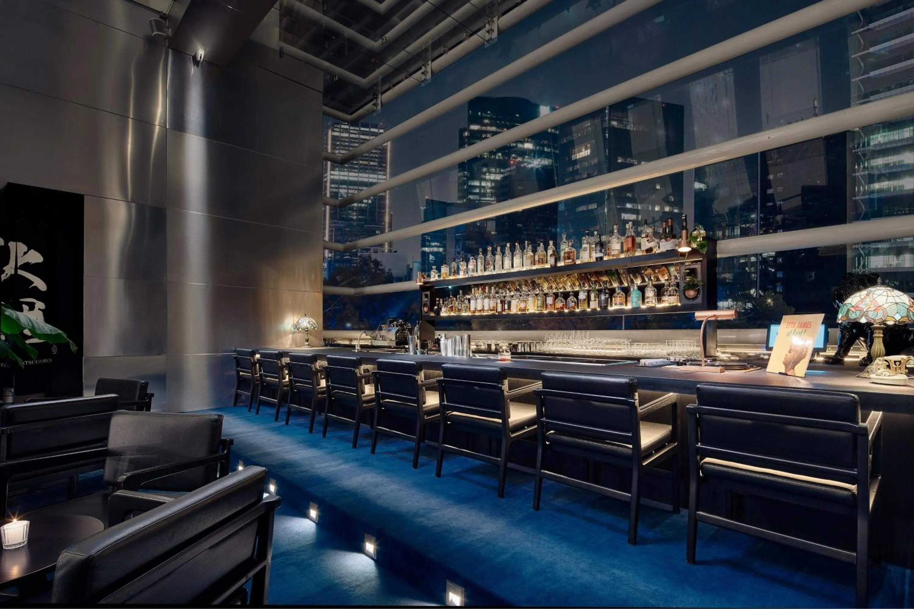 Lounge or bar in The St. Regis Mexico City