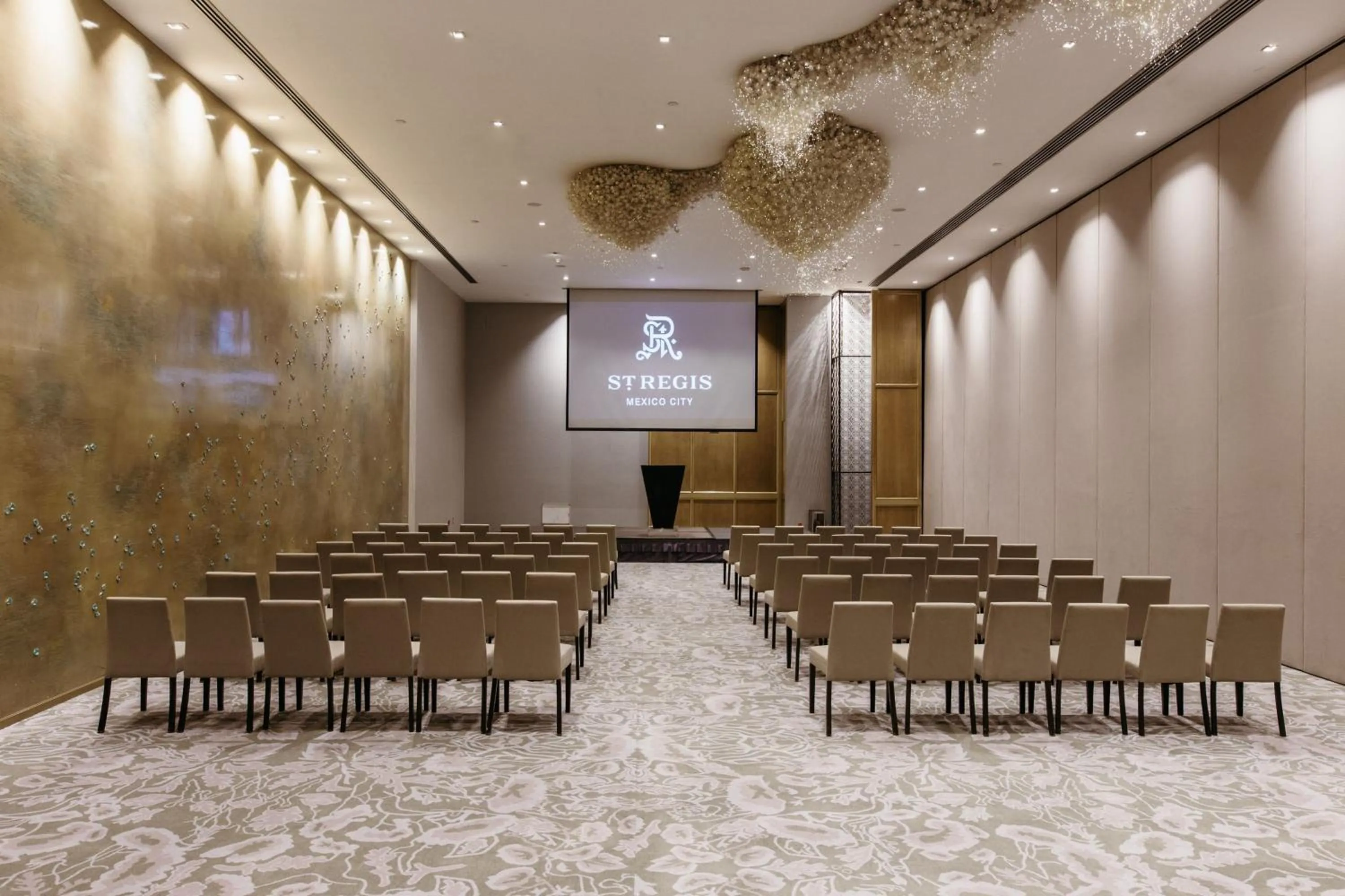 Meeting/conference room in The St. Regis Mexico City