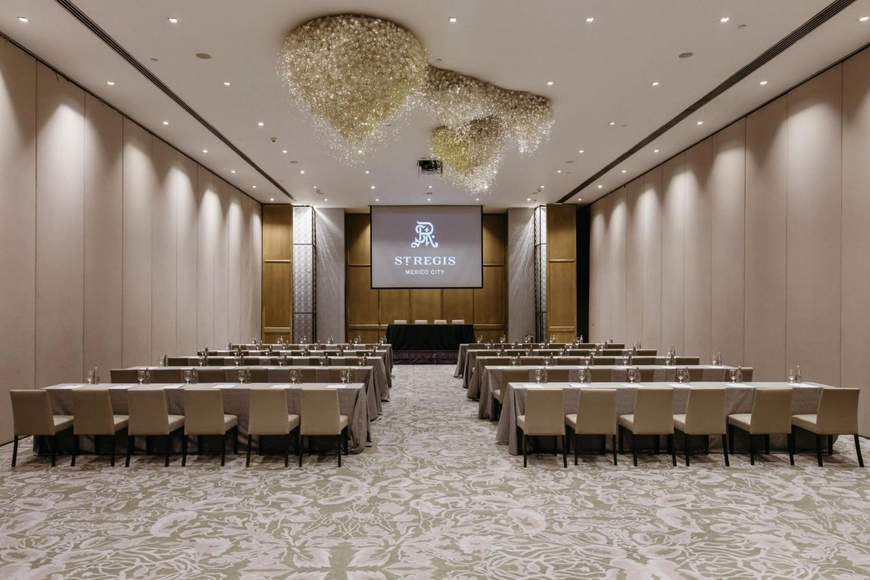 Meeting/conference room in The St. Regis Mexico City